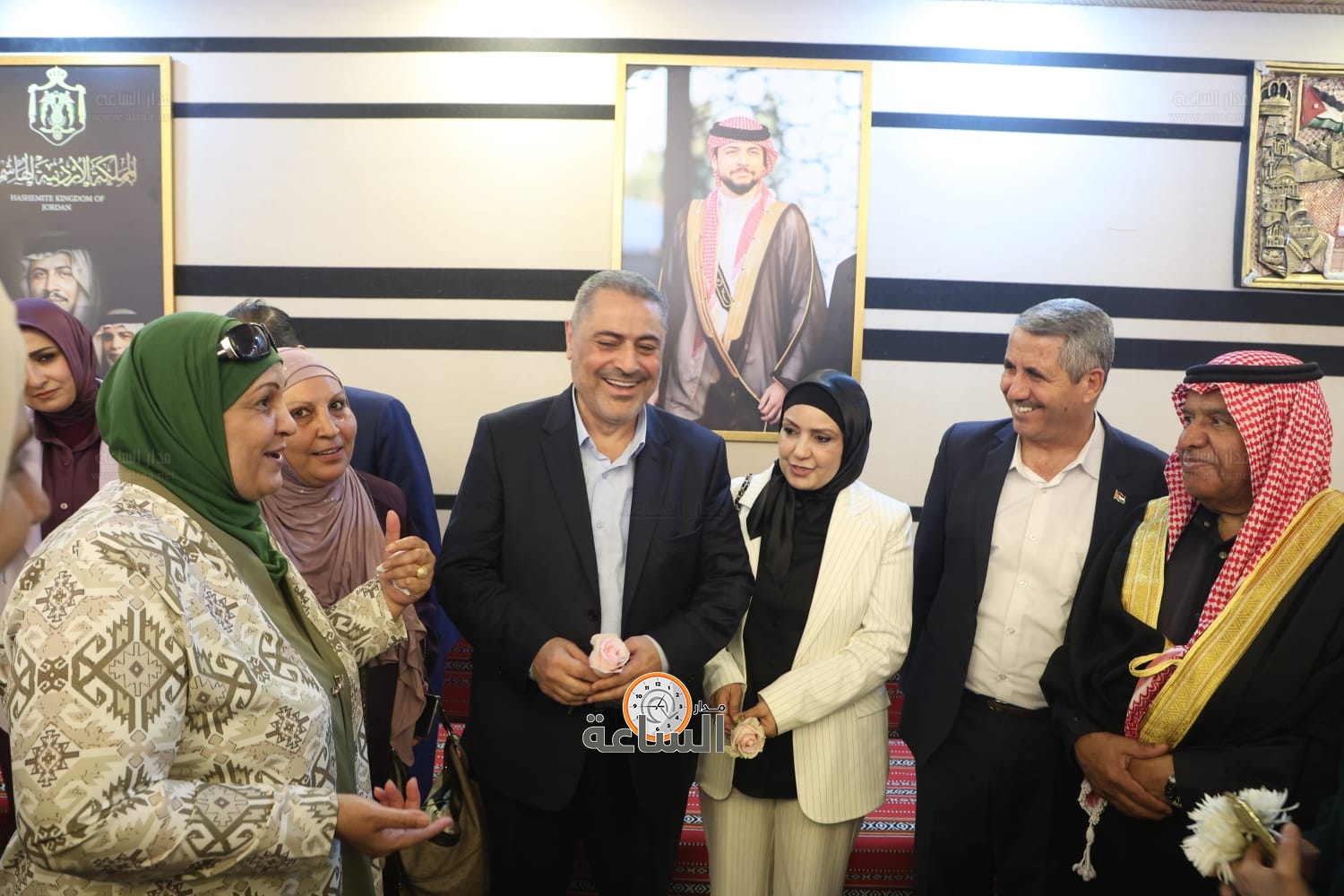 Madar Al-Saa Images 0.27825276981393154