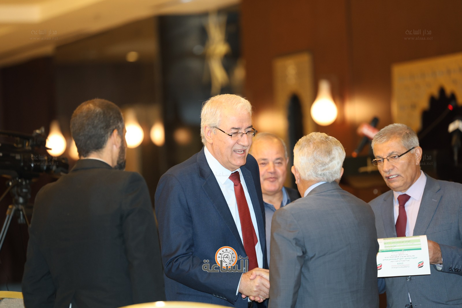 Madar Al-Saa Images 0.8313849271189888