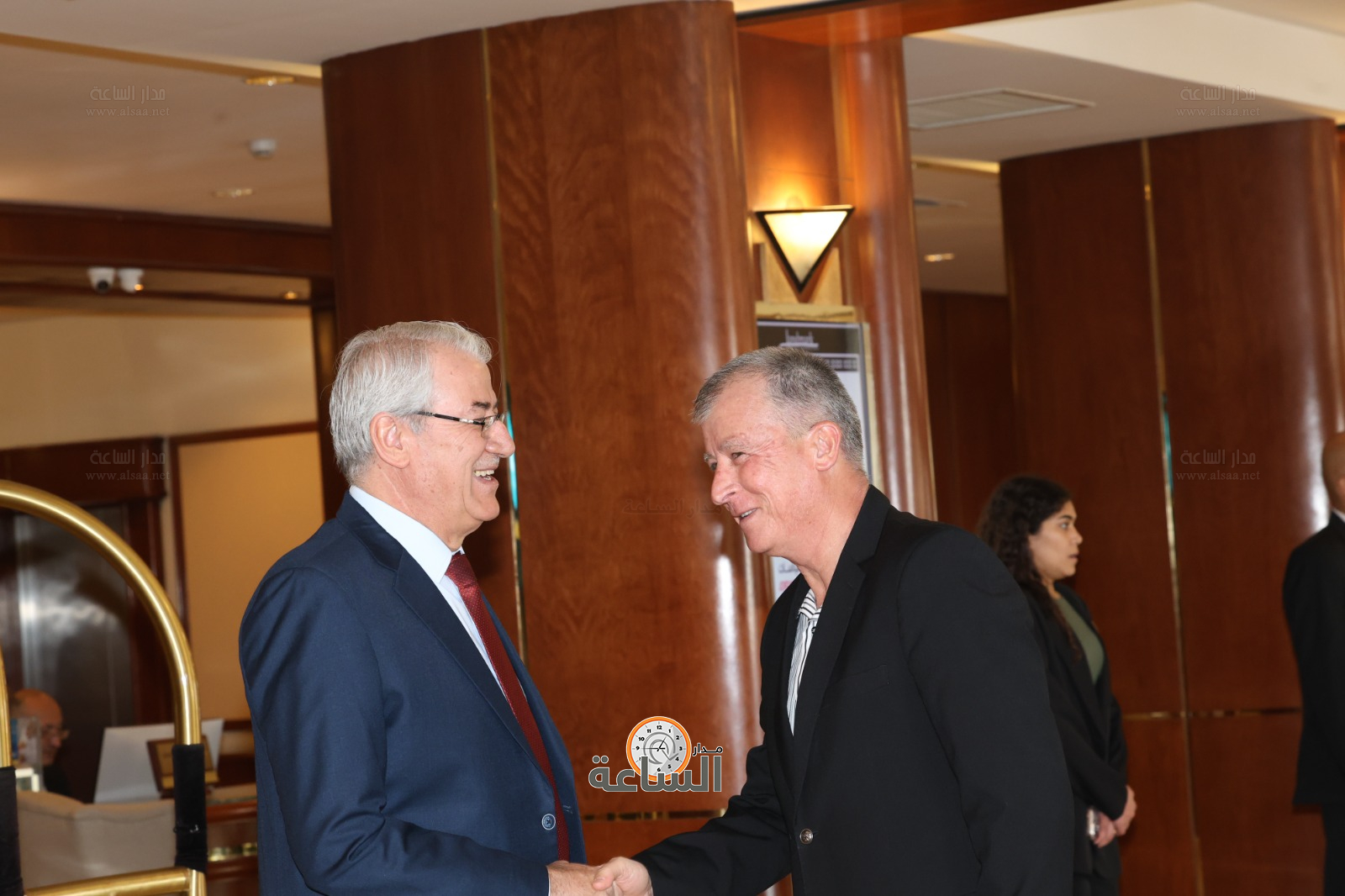 Madar Al-Saa Images 0.8631014609030889