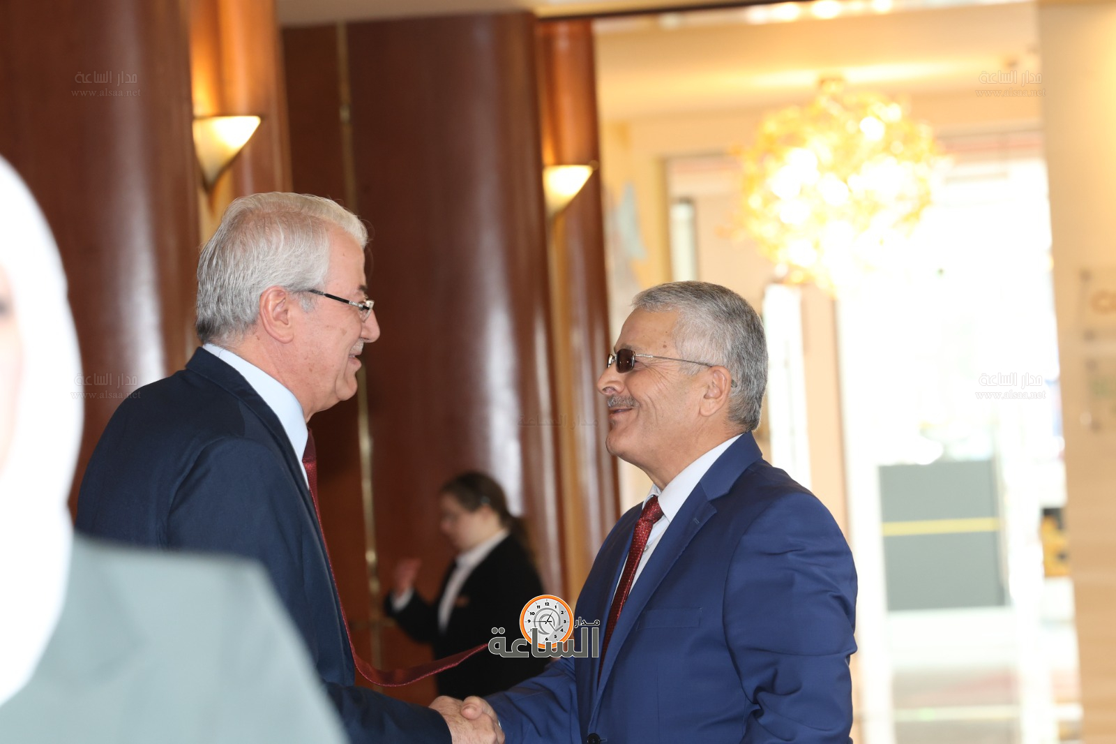 Madar Al-Saa Images 0.4219699510423278