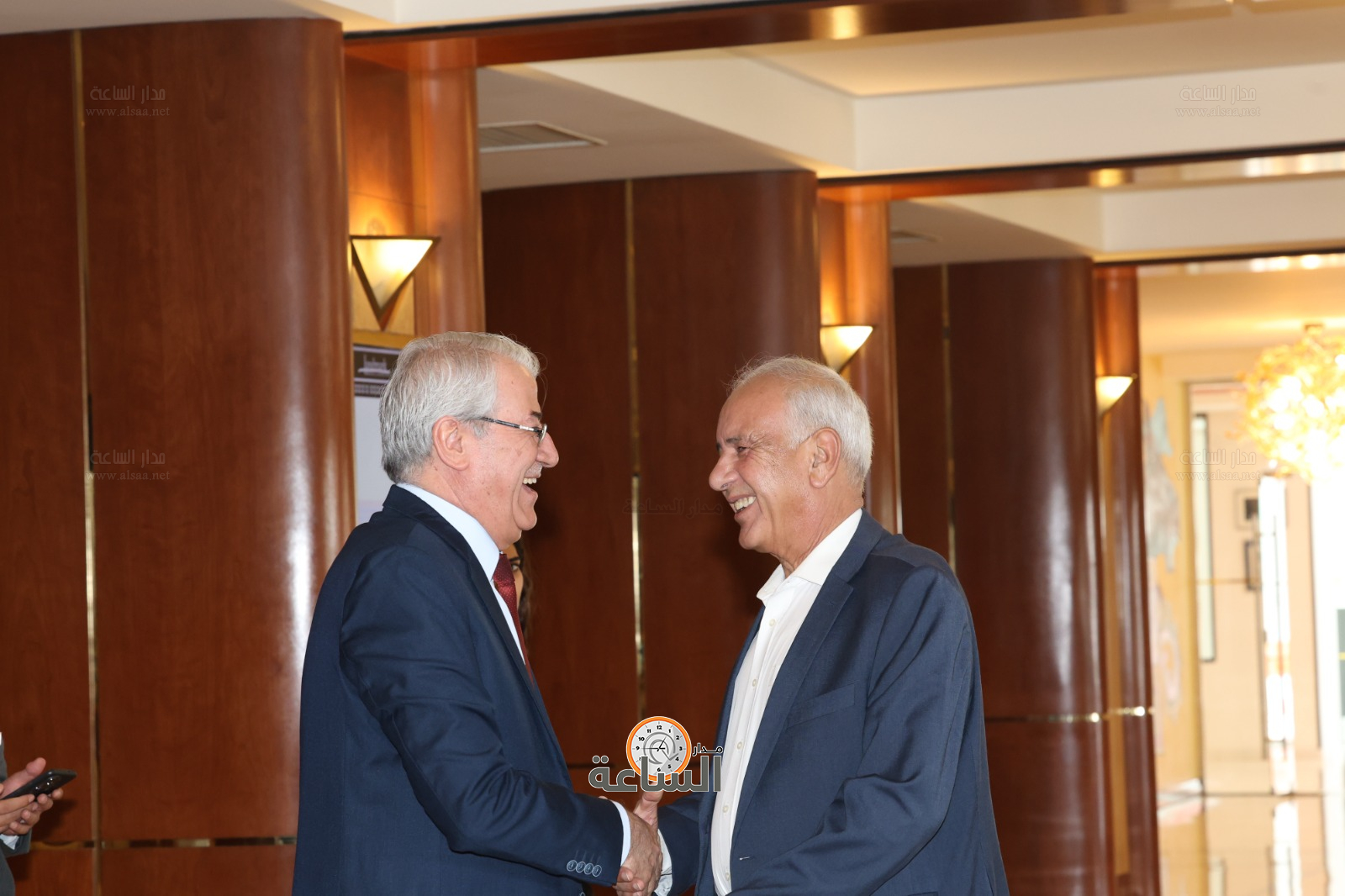 Madar Al-Saa Images 0.7519599984317626