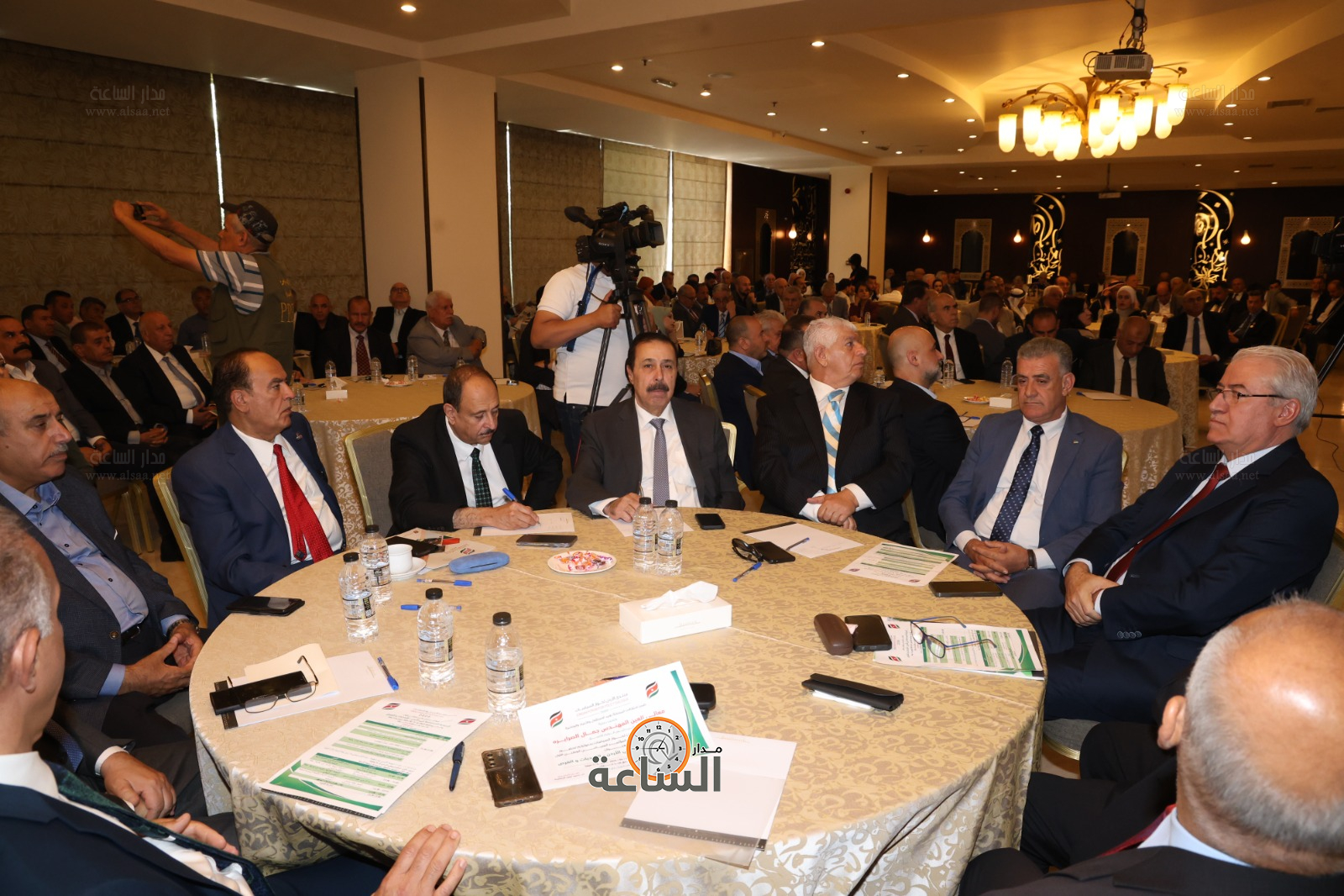 Madar Al-Saa Images 0.1855388409727009