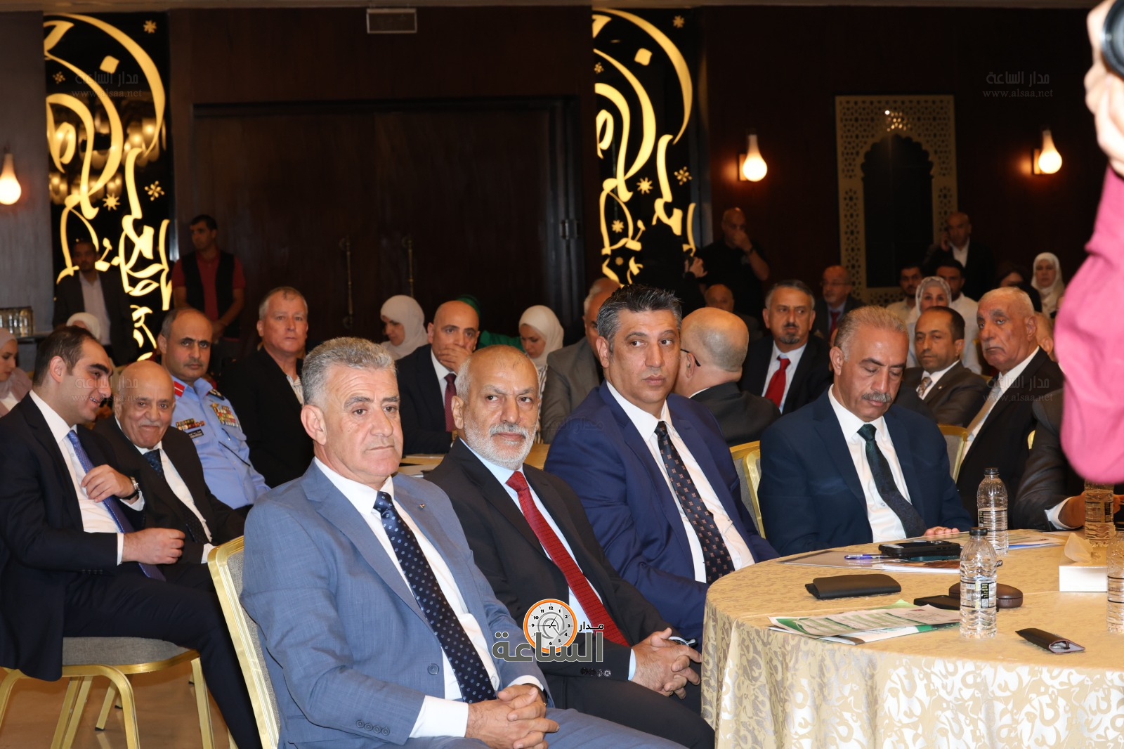 Madar Al-Saa Images 0.3844826085547489