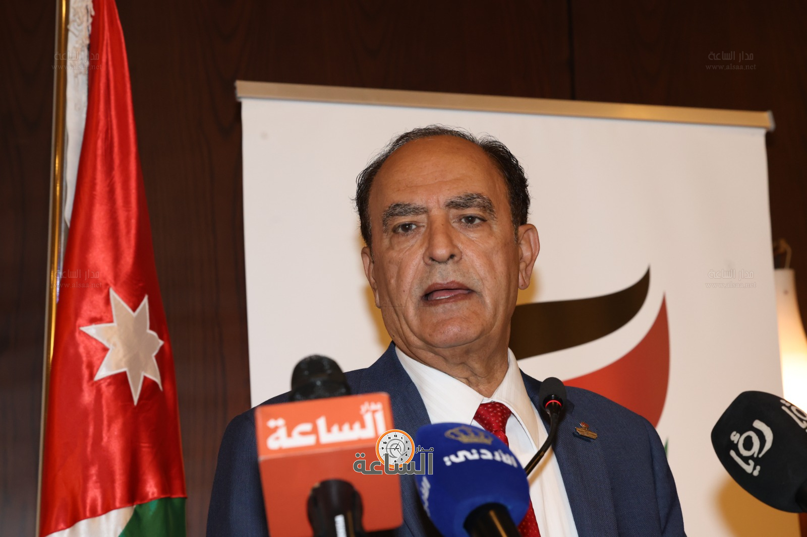 Madar Al-Saa Images 0.9177583796266232