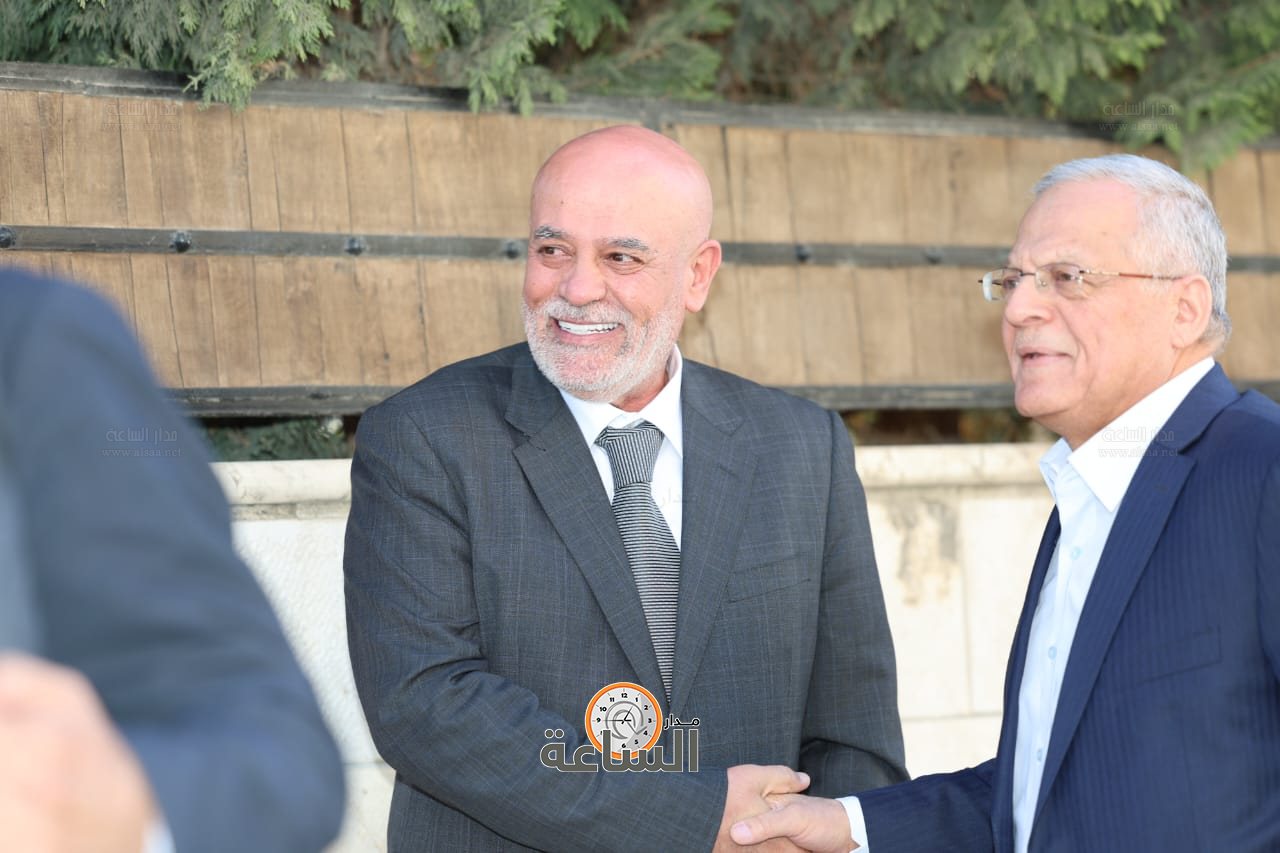 Madar Al-Saa Images 0.7876310914596243