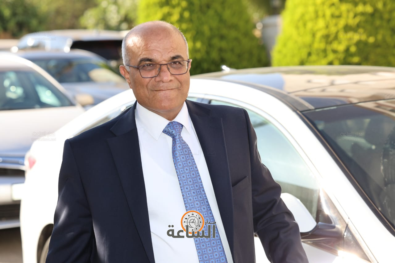 Madar Al-Saa Images 0.4639241713521326