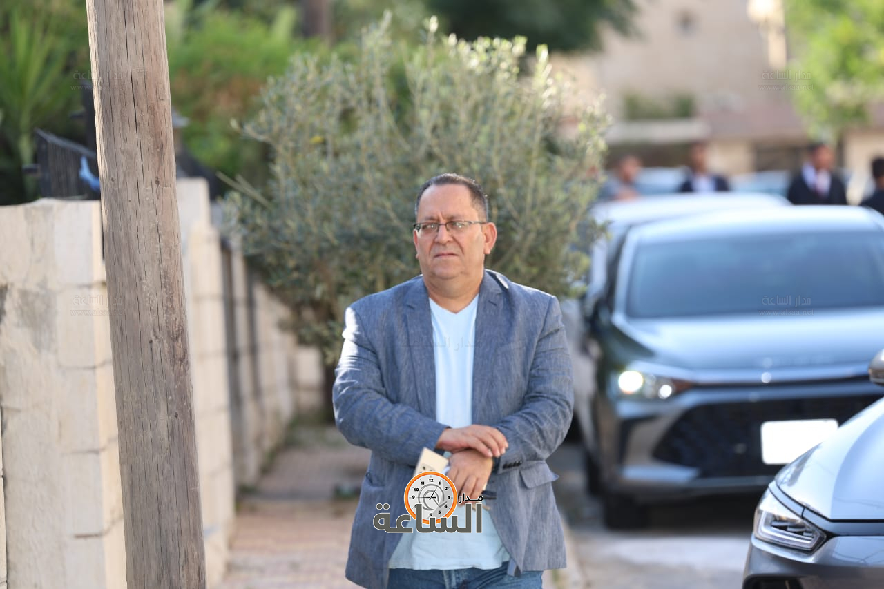 Madar Al-Saa Images 0.4073553054431184