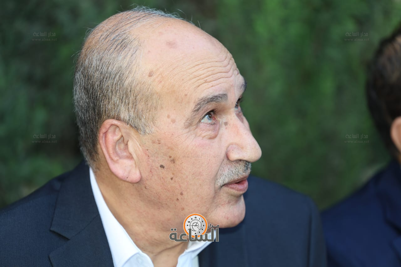 Madar Al-Saa Images 0.2540082481294499