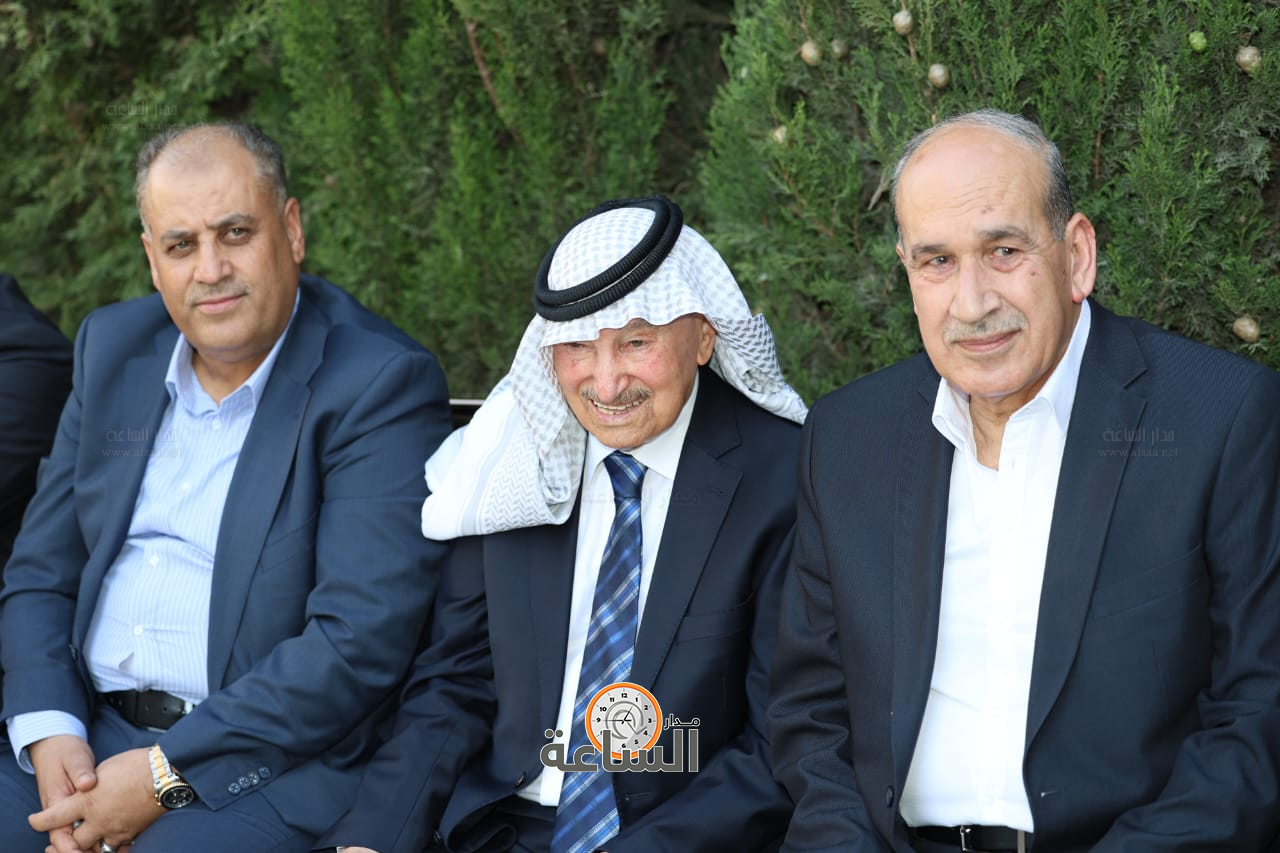 Madar Al-Saa Images 0.9011495156603615