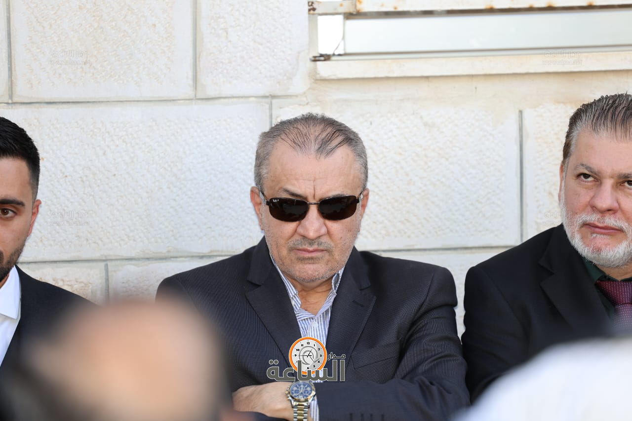 Madar Al-Saa Images 0.7172145853772426