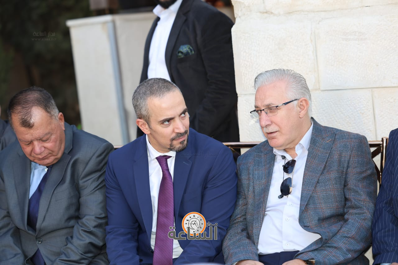 Madar Al-Saa Images 0.3318140112219884