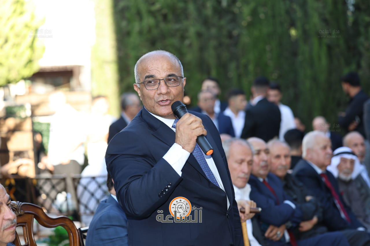 Madar Al-Saa Images 0.5616619369168137