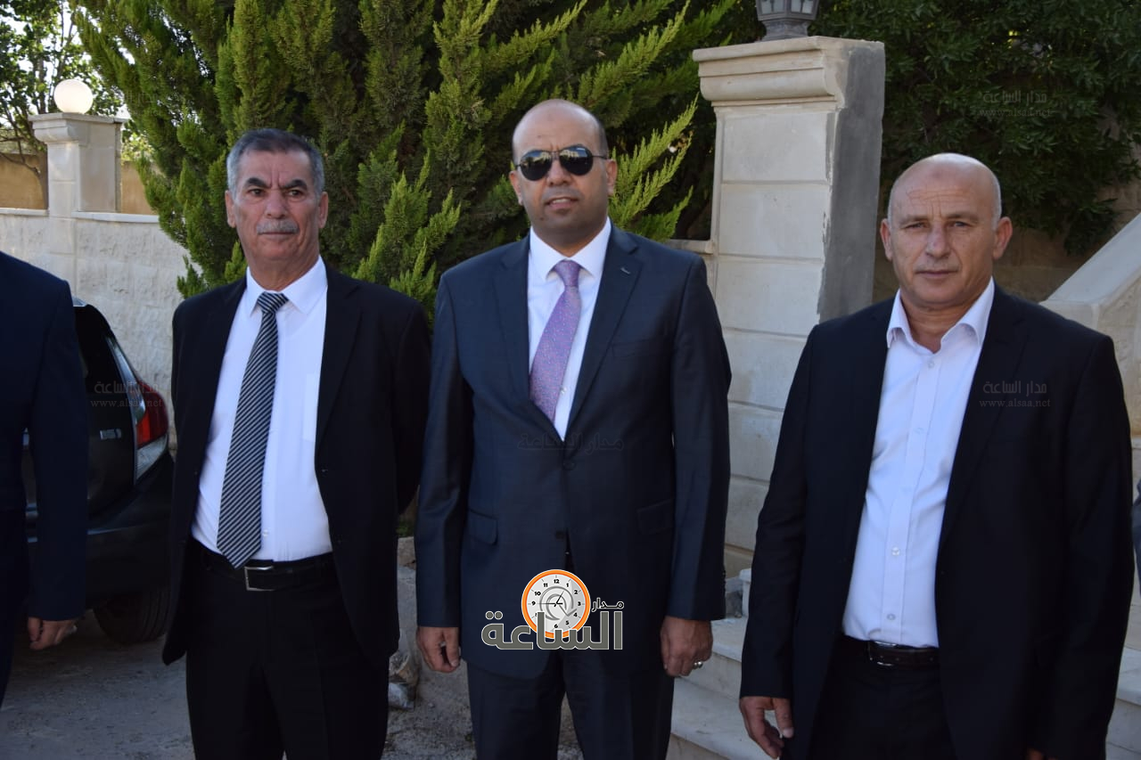 Madar Al-Saa Images 0.42126453446856005