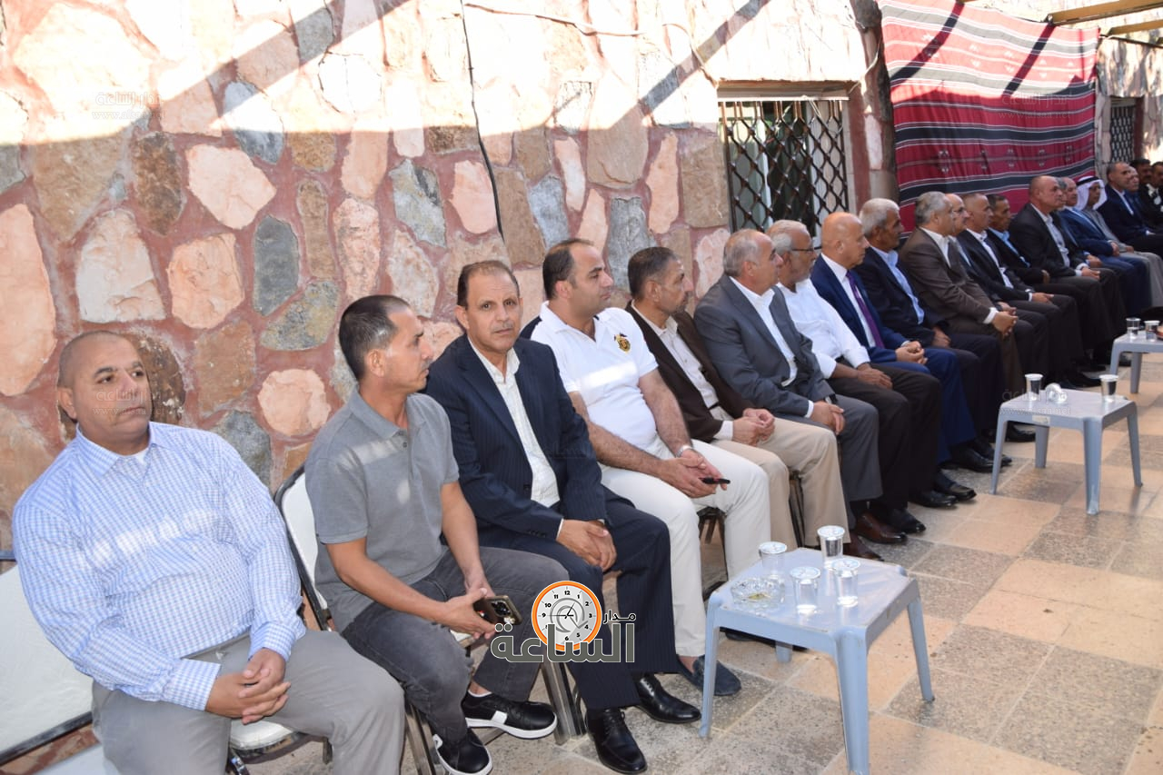 Madar Al-Saa Images 0.8151649723119812