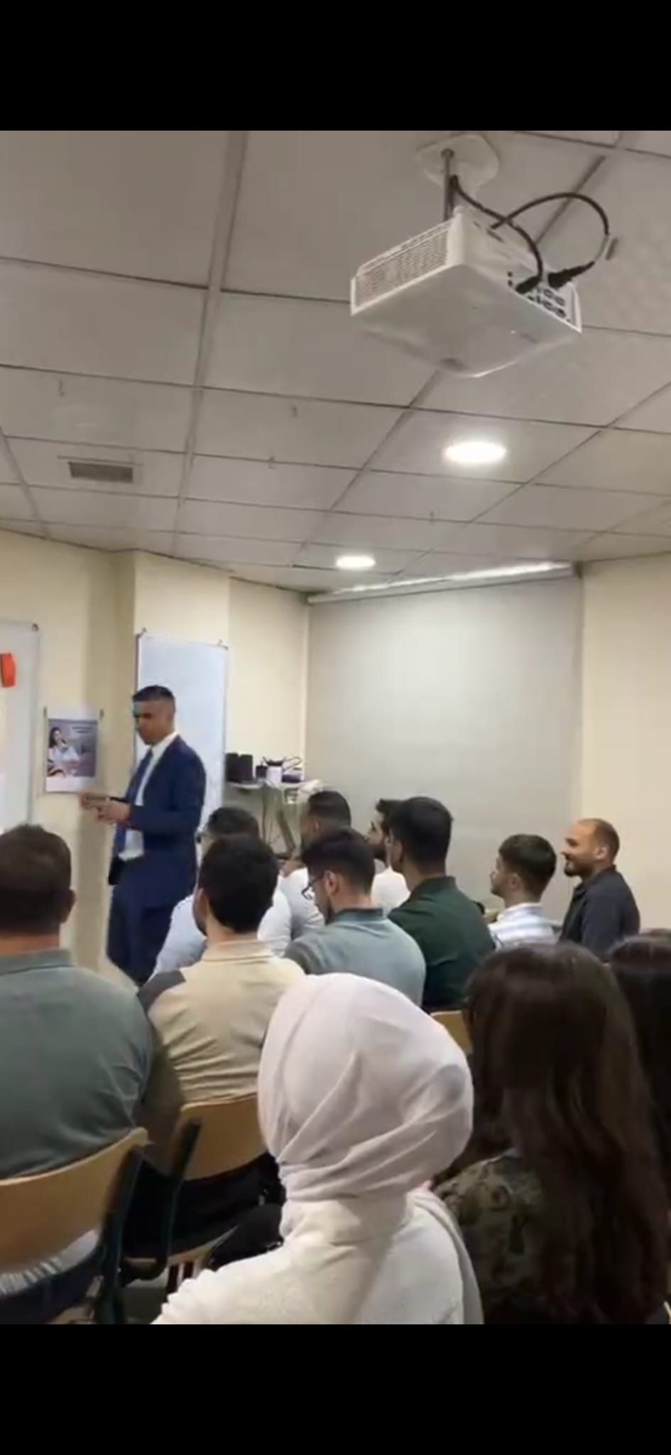 Madar Al-Saa Images 0.1522563138843891