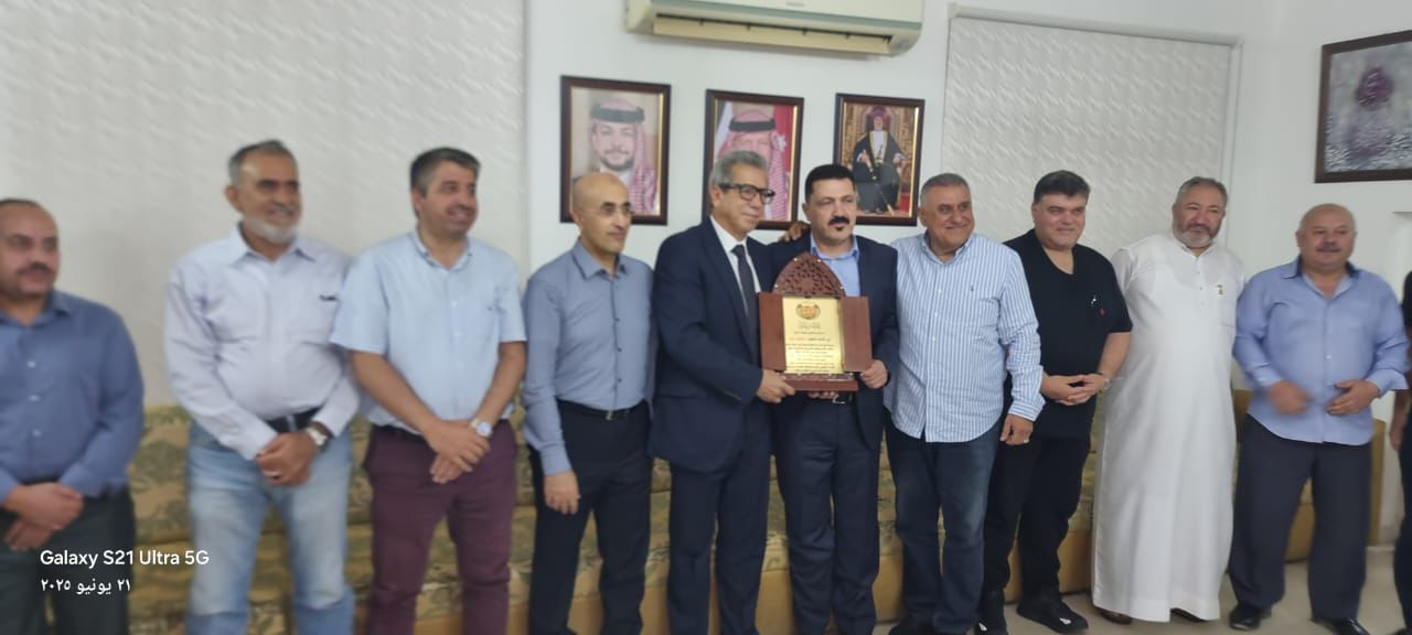 Madar Al-Saa Images 0.8294234212259187