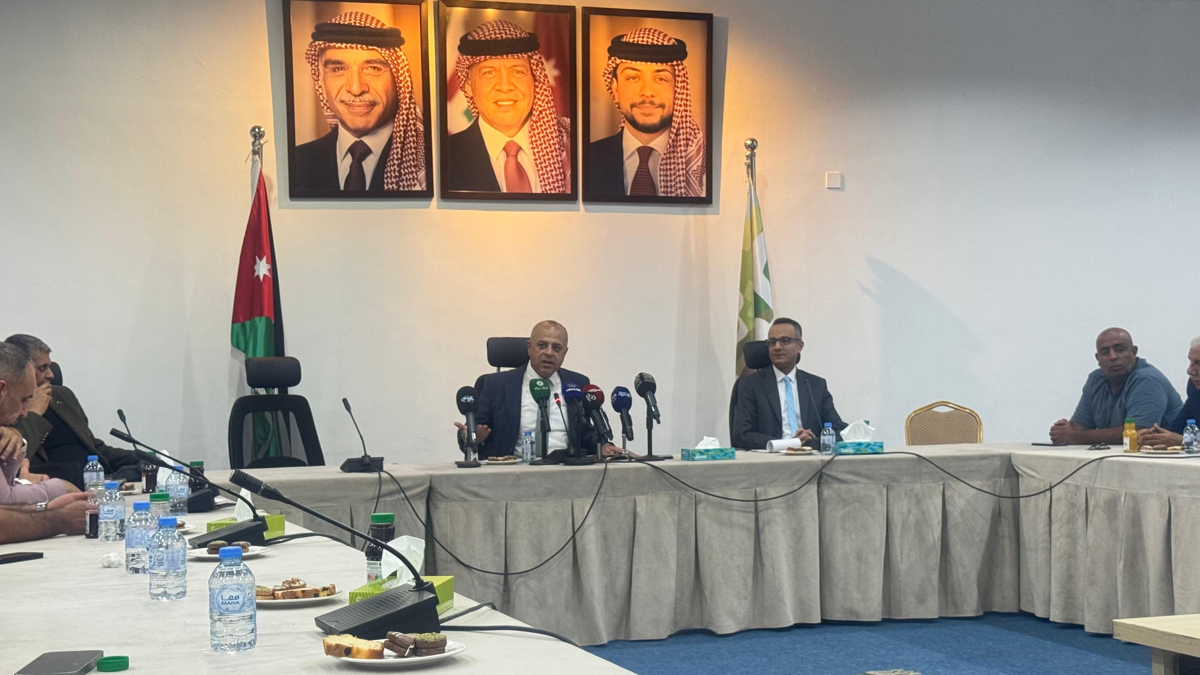 Madar Al-Saa Images 0.6707297293354696