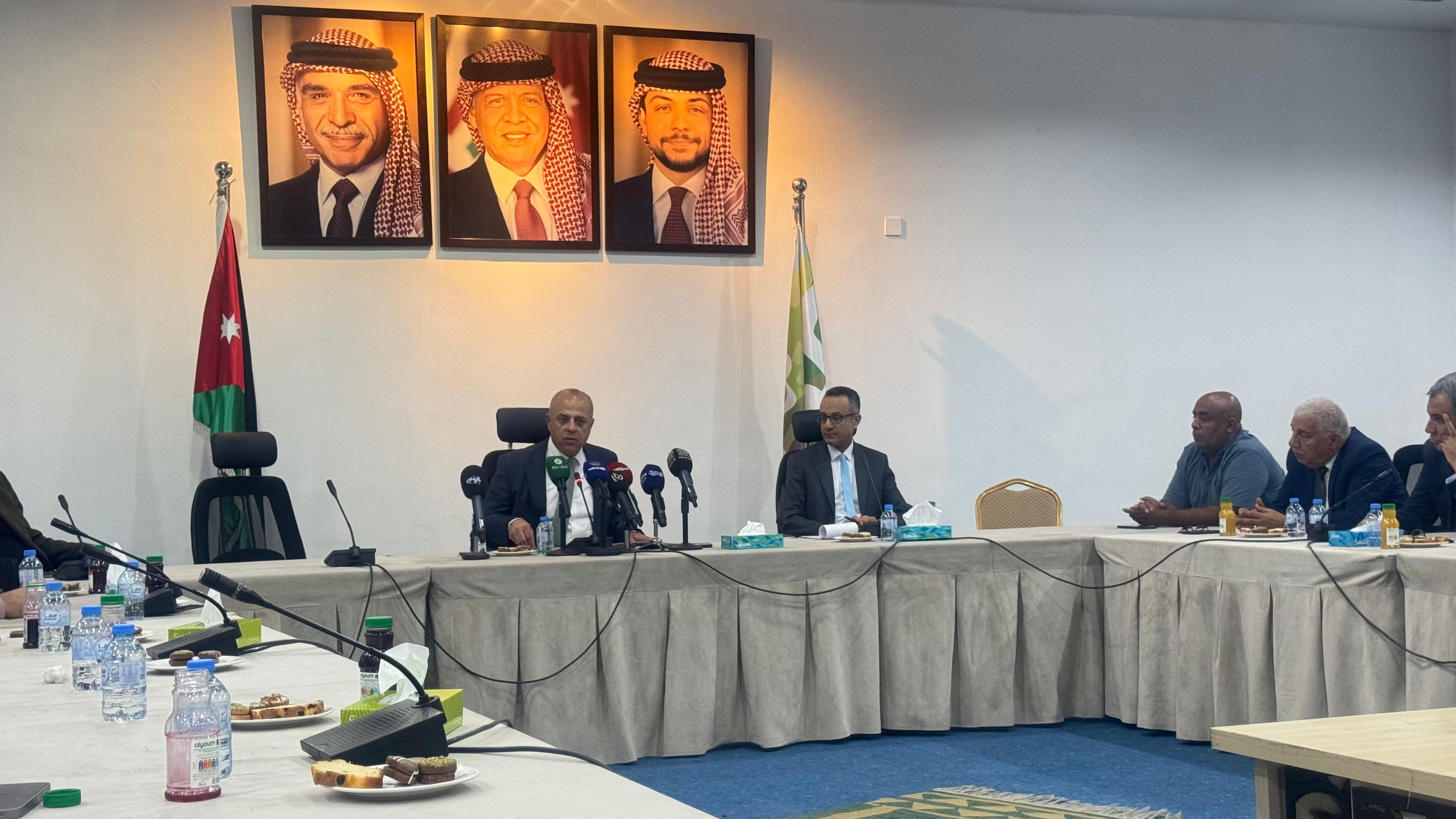 Madar Al-Saa Images 0.6744266354536107