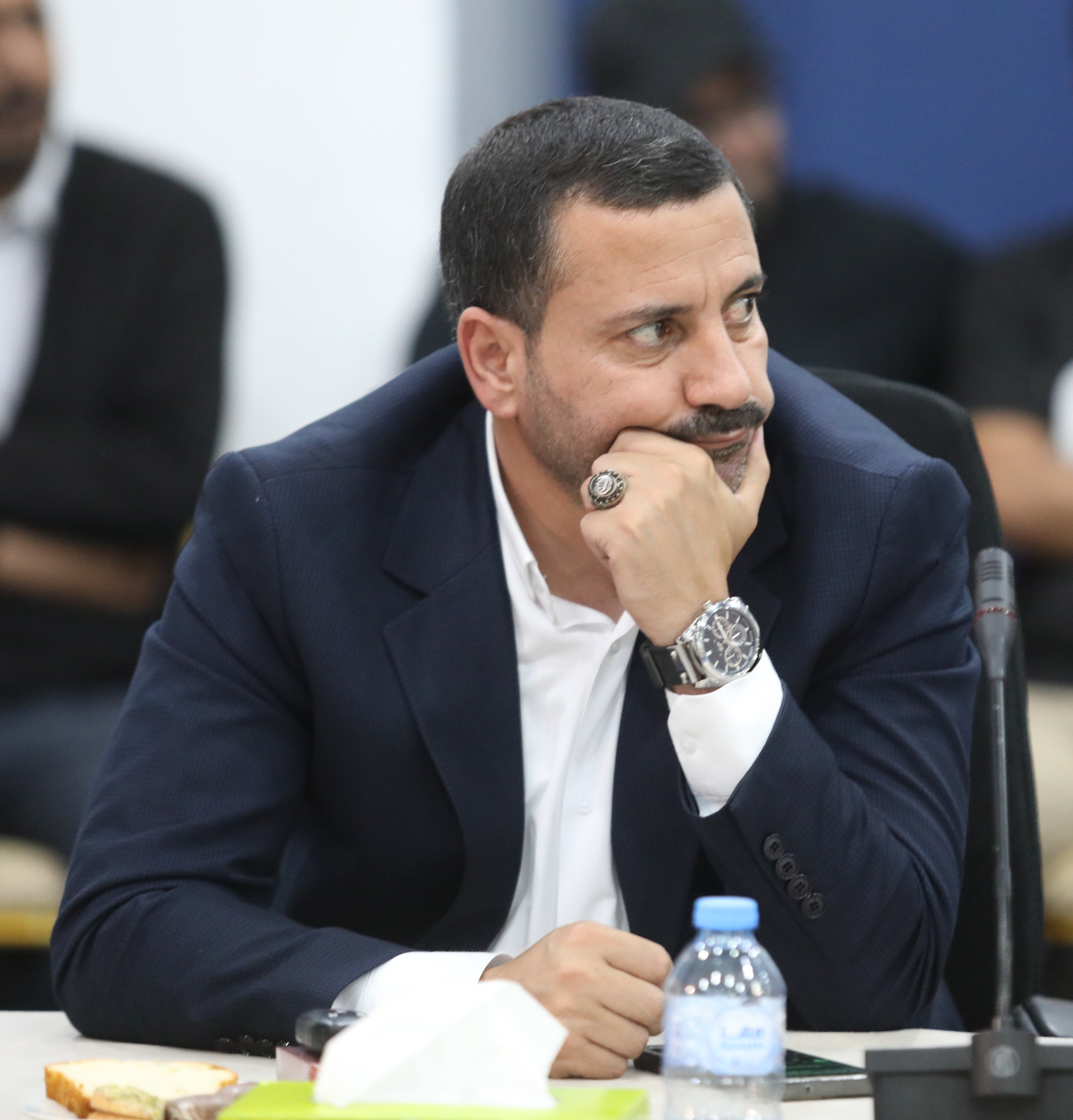 Madar Al-Saa Images 0.9889649674186408