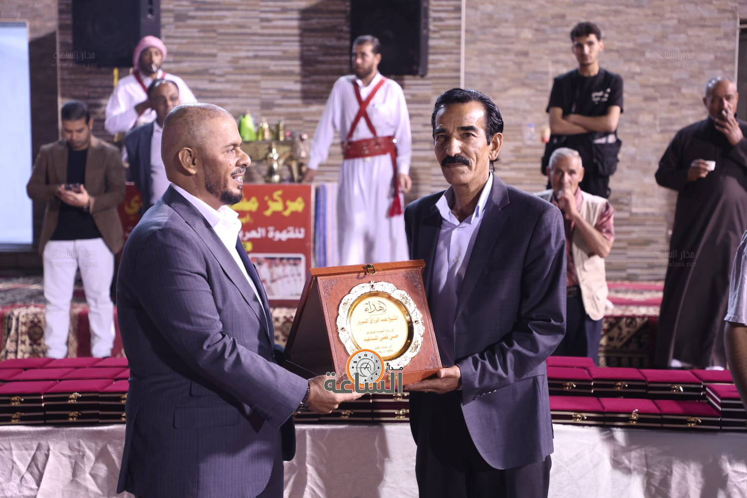 Madar Al-Saa Images 0.5705122995534895