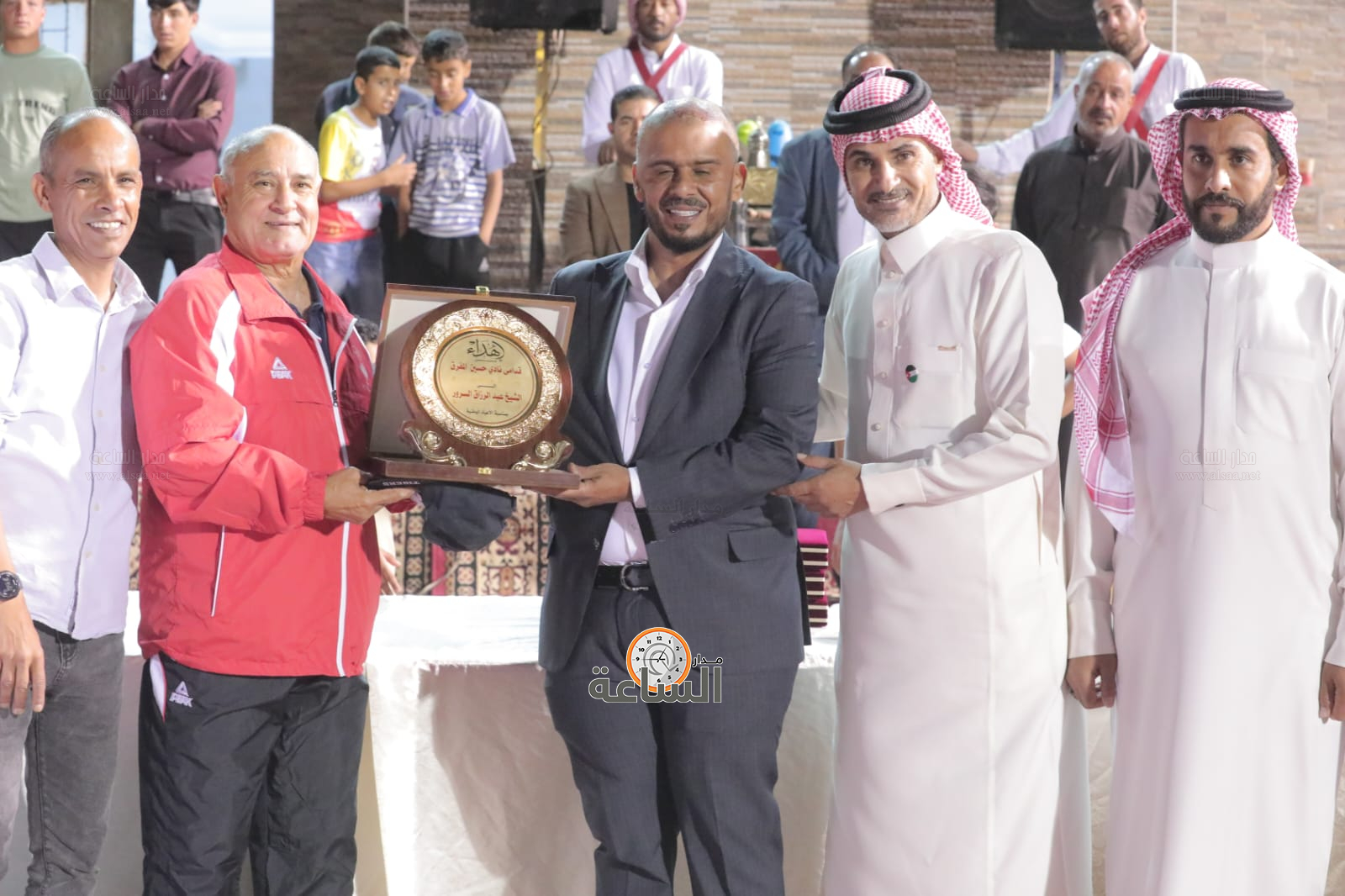 Madar Al-Saa Images 0.9632534448002984