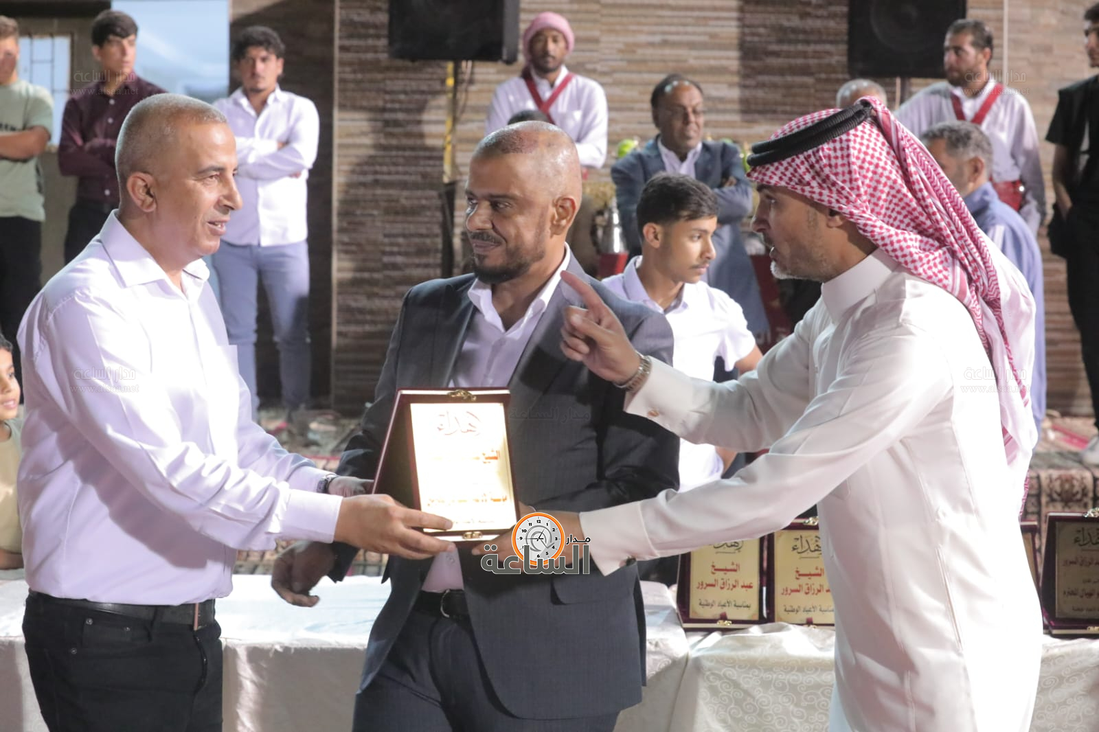 Madar Al-Saa Images 0.9478698055444972