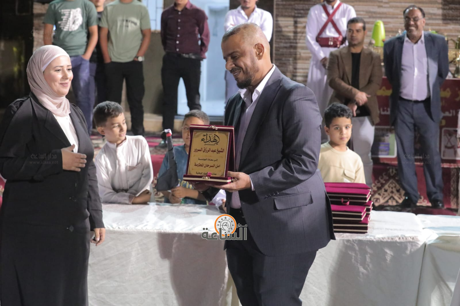 Madar Al-Saa Images 0.4050399974760752