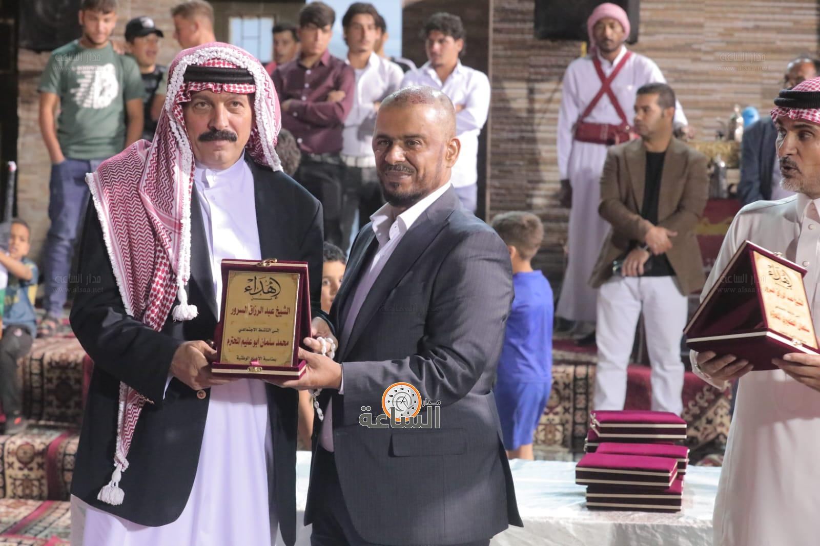 Madar Al-Saa Images 0.7347360846564174