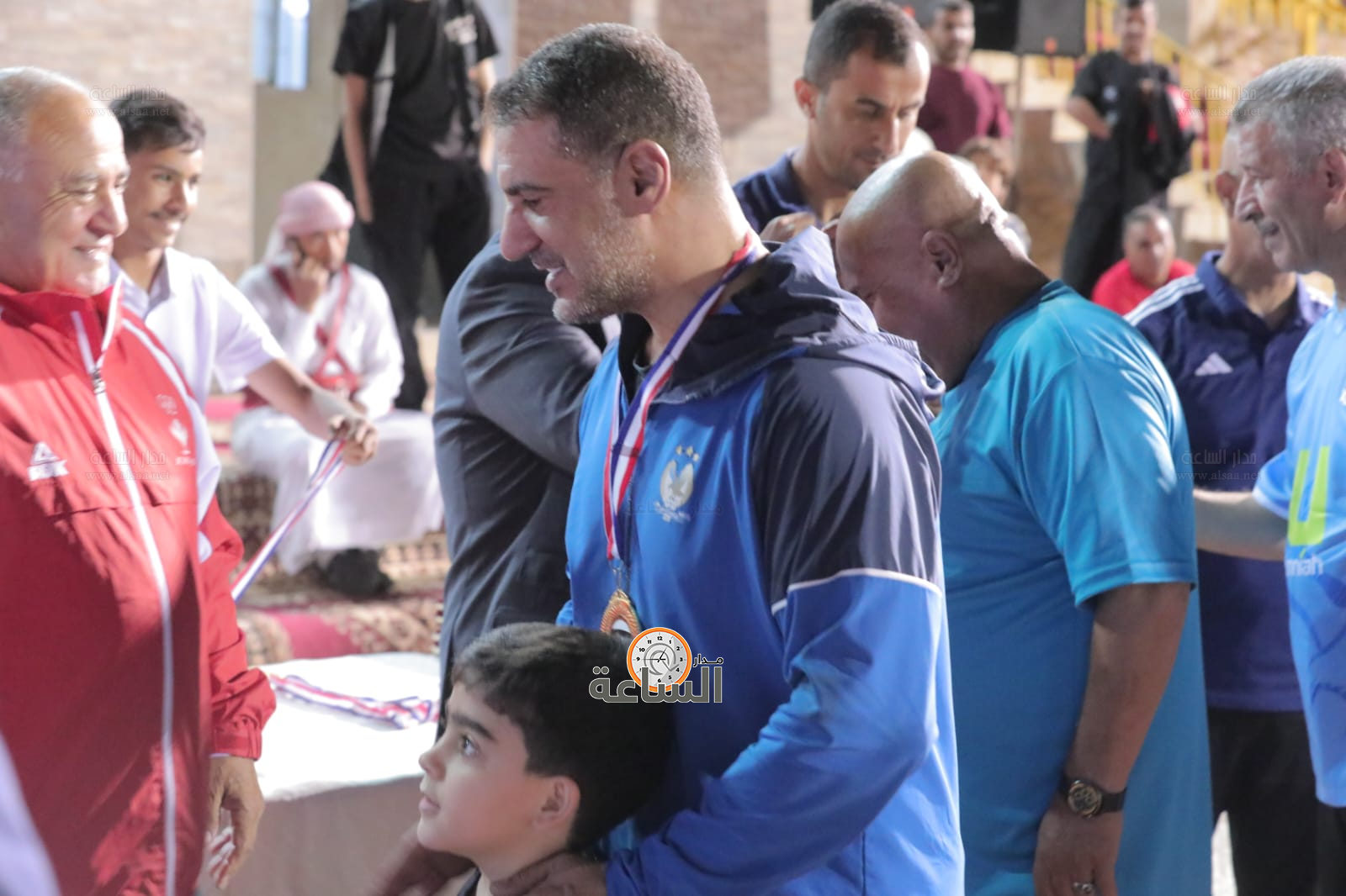 Madar Al-Saa Images 0.3157767648003398