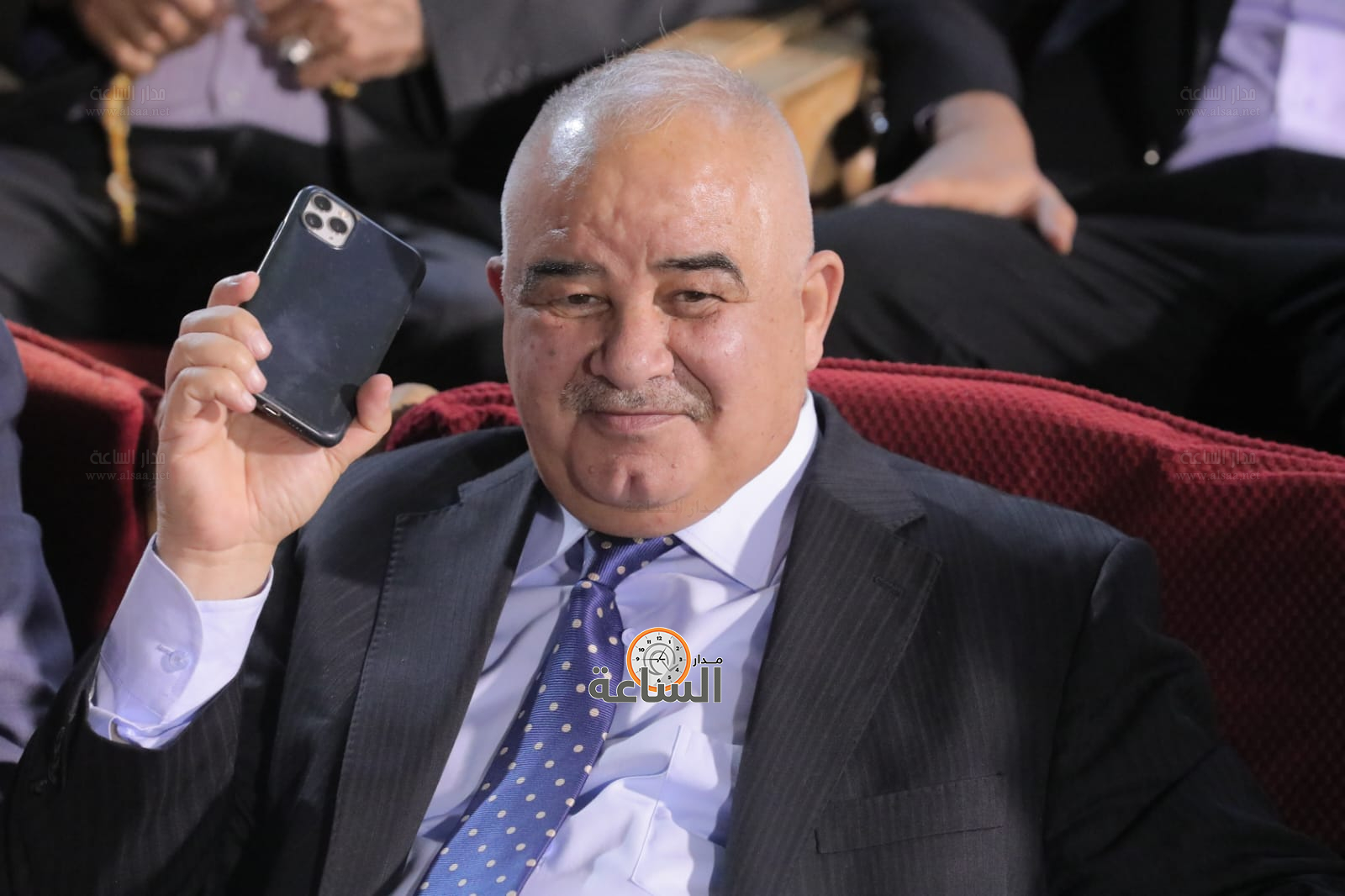 Madar Al-Saa Images 0.3276563170989356