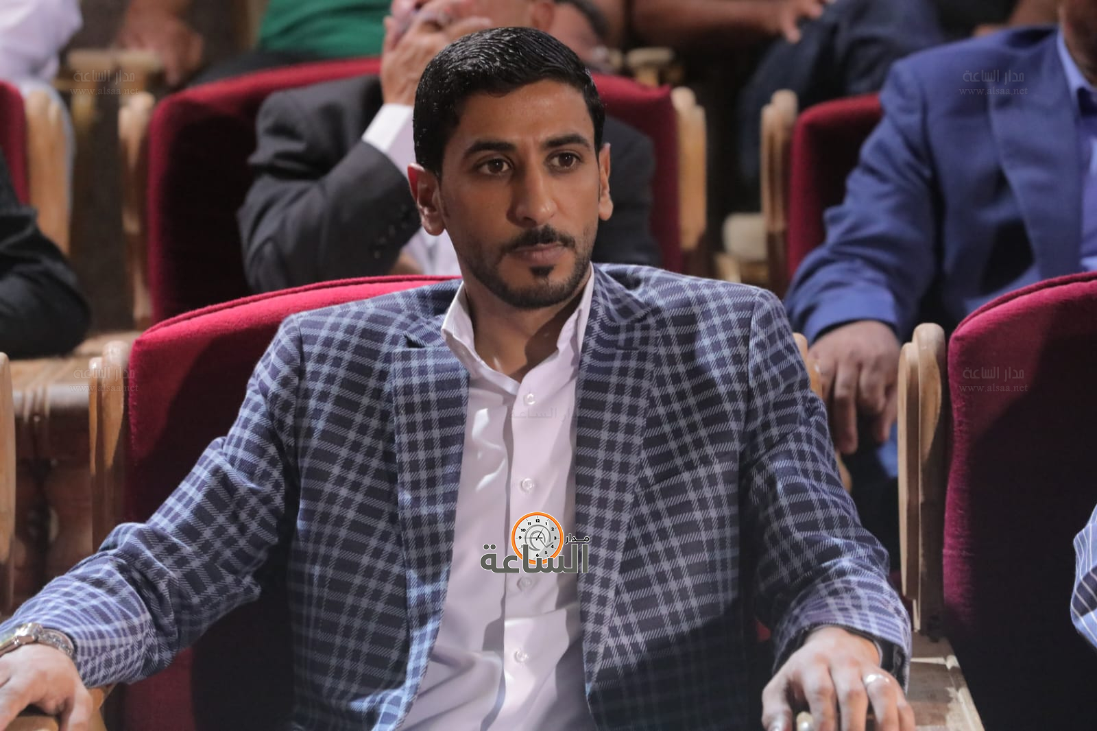 Madar Al-Saa Images 0.6969300961247553