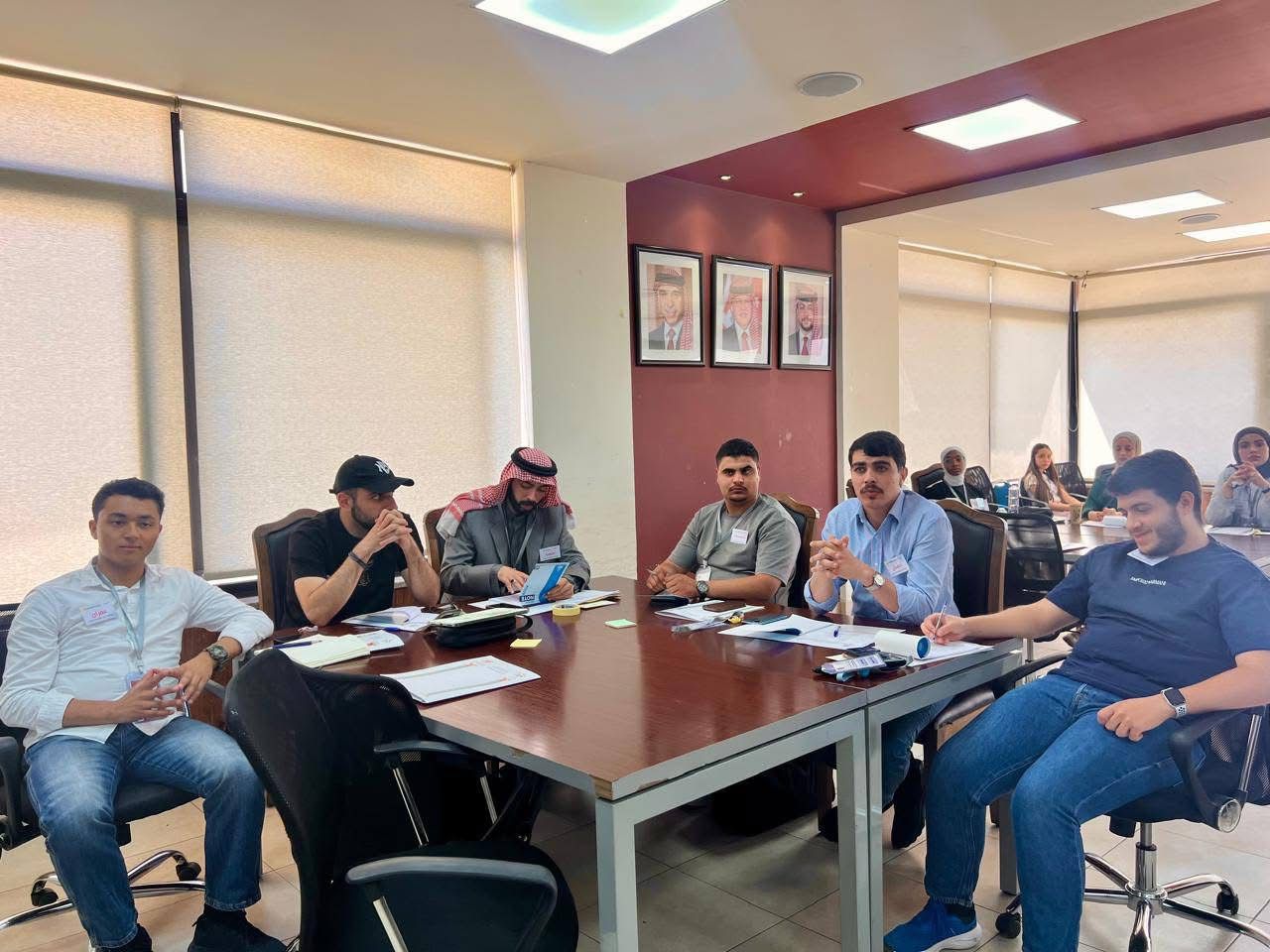 Madar Al-Saa Images 0.17777795005139418