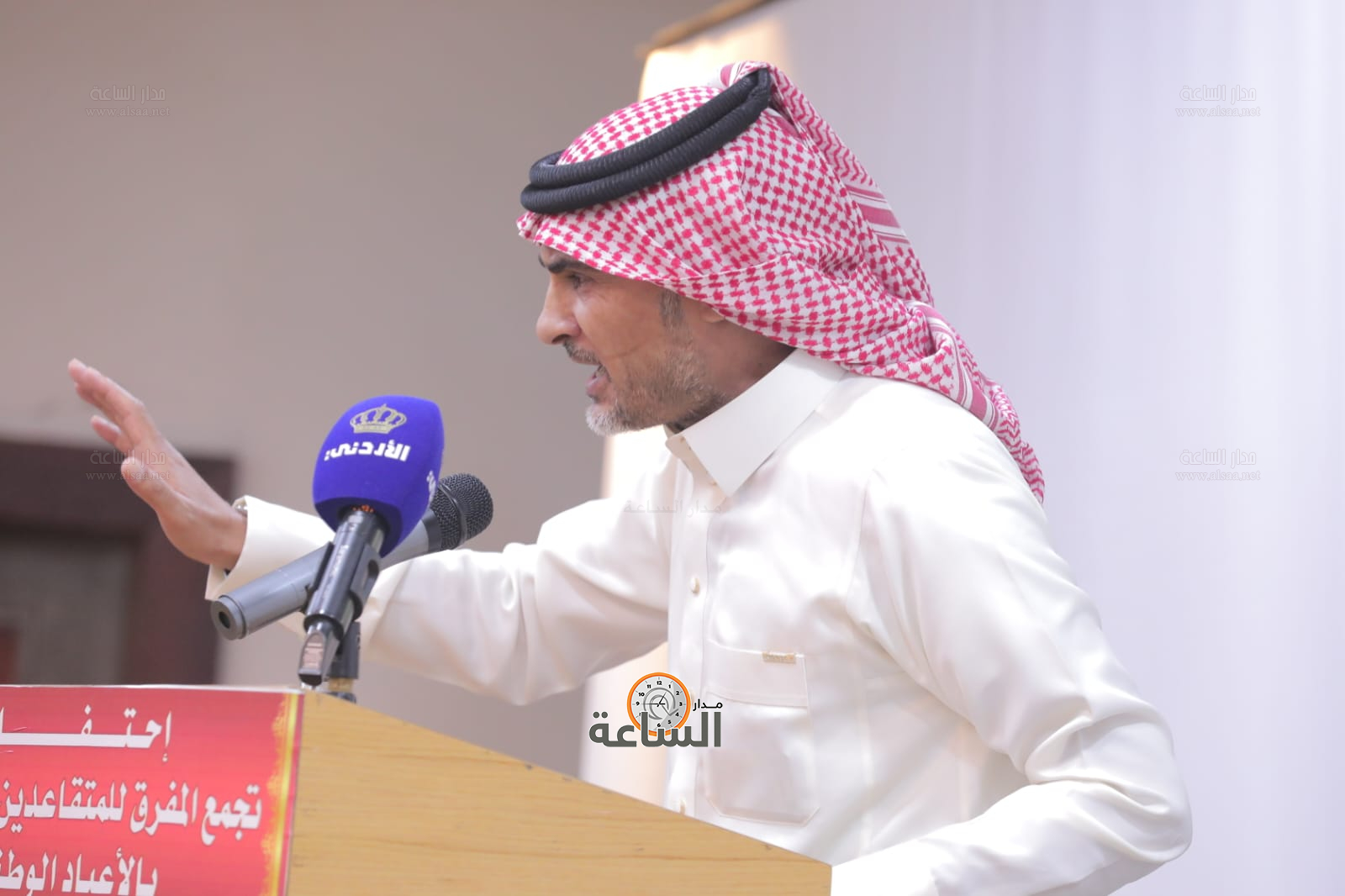 Madar Al-Saa Images 0.9031578476084047