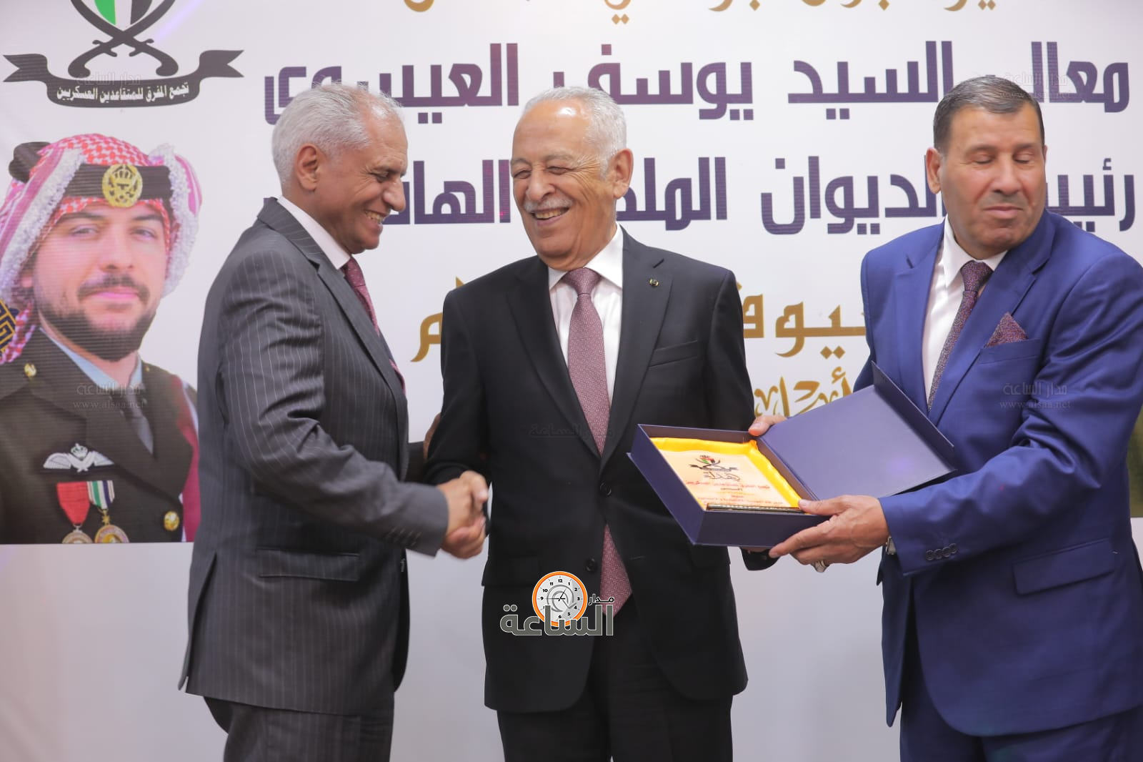 Madar Al-Saa Images 0.6866318735342343