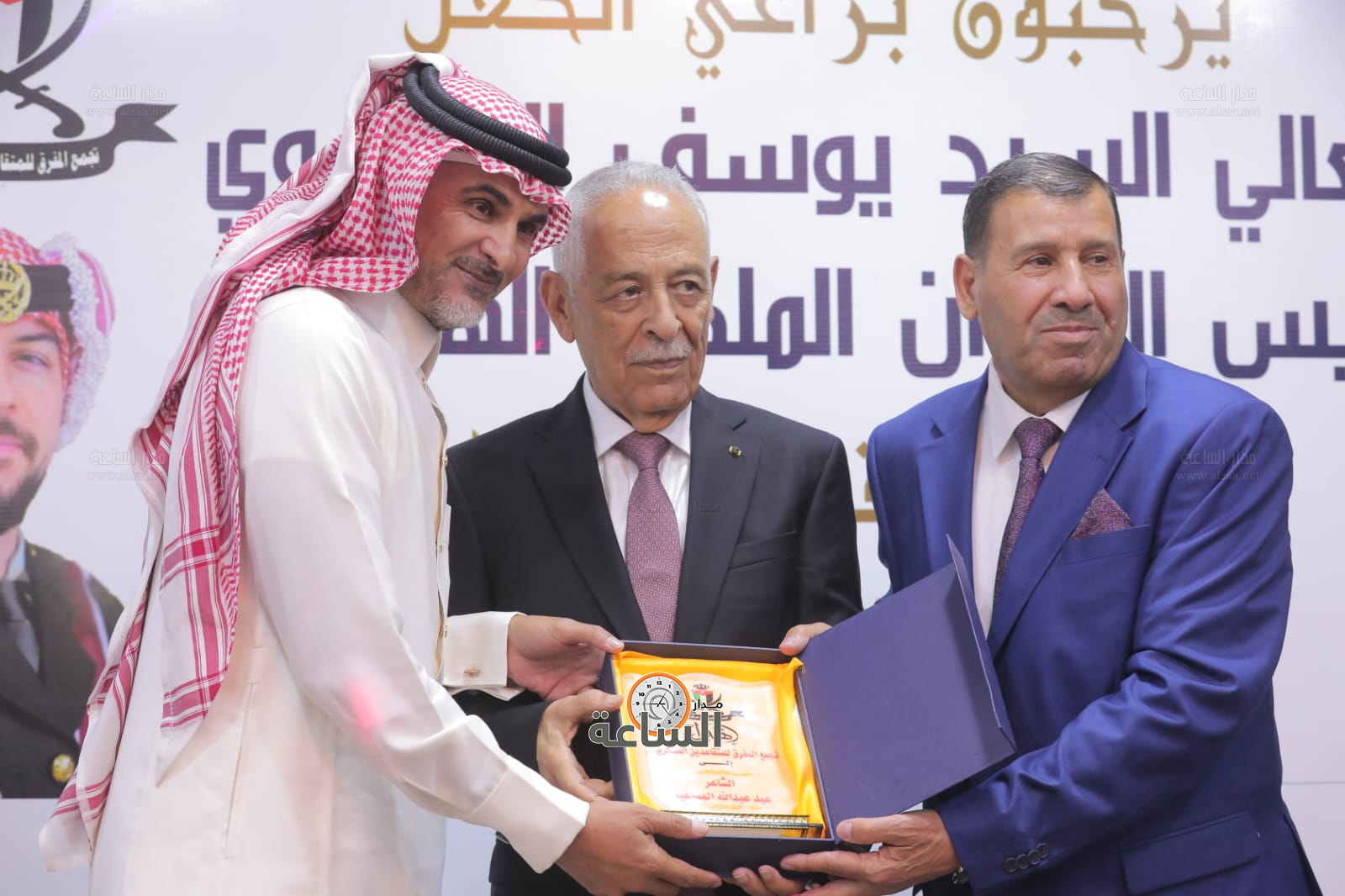 Madar Al-Saa Images 0.8898365990639088