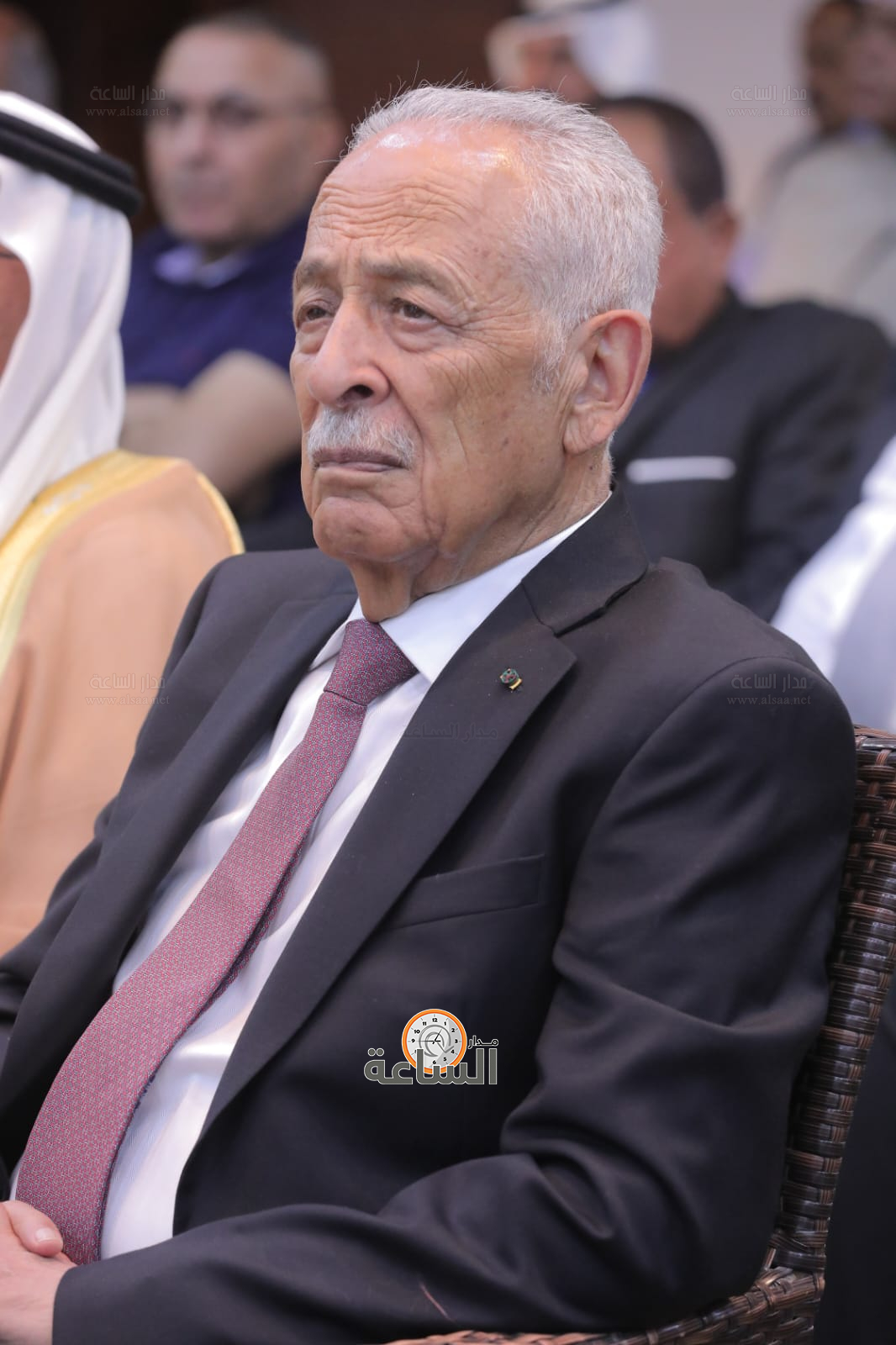 Madar Al-Saa Images 0.4949326240720566