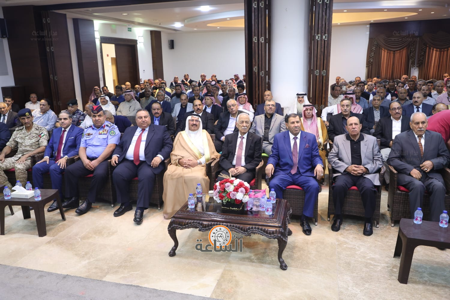 Madar Al-Saa Images 0.4701160640886065