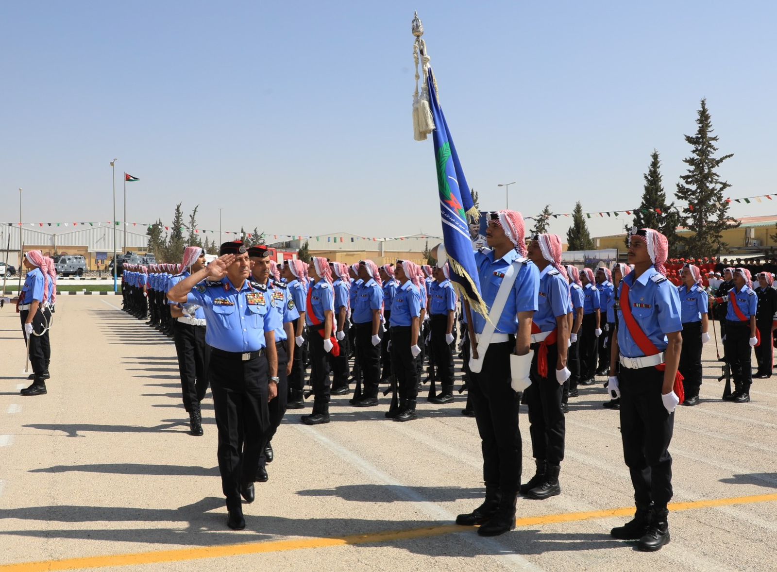 Madar Al-Saa Images 0.19232212177917385