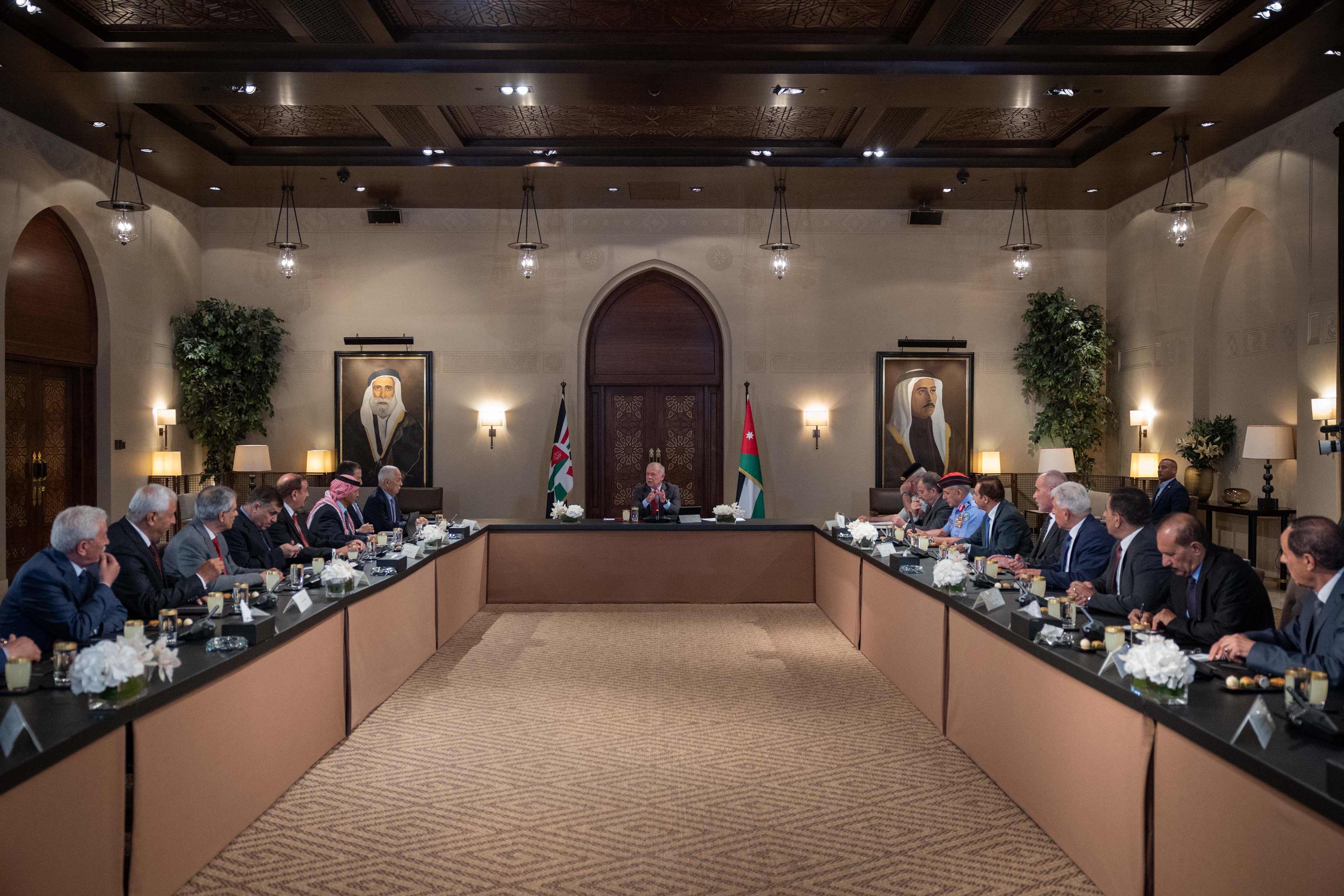 Madar Al-Saa Images 0.06980807606580963