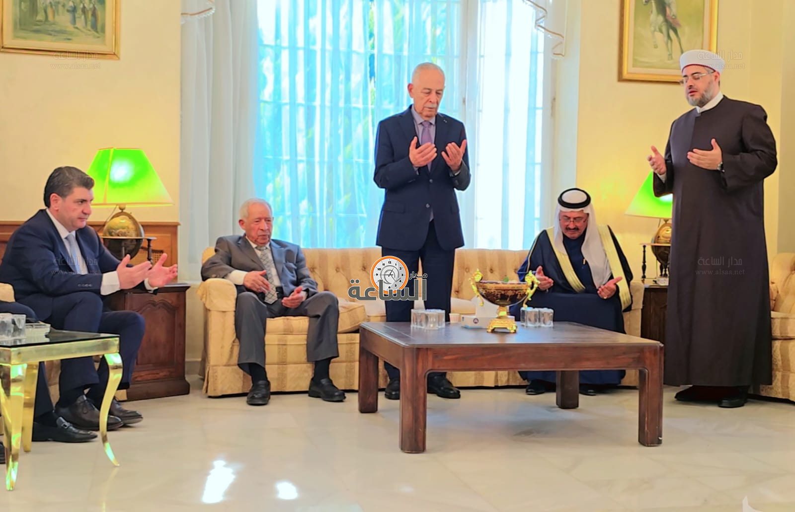 Madar Al-Saa Images 0.13743527007930612