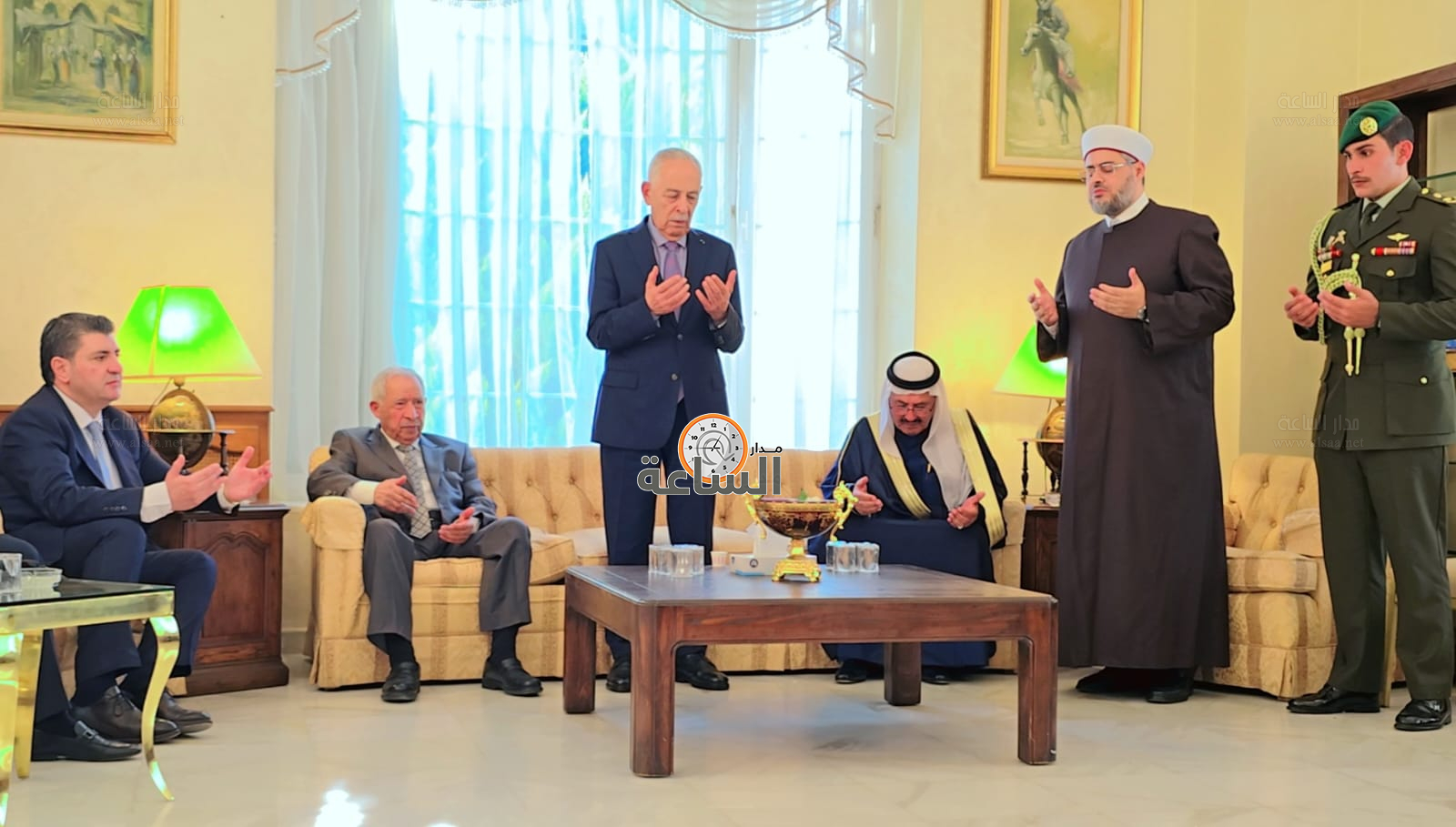 Madar Al-Saa Images 0.435352051840869