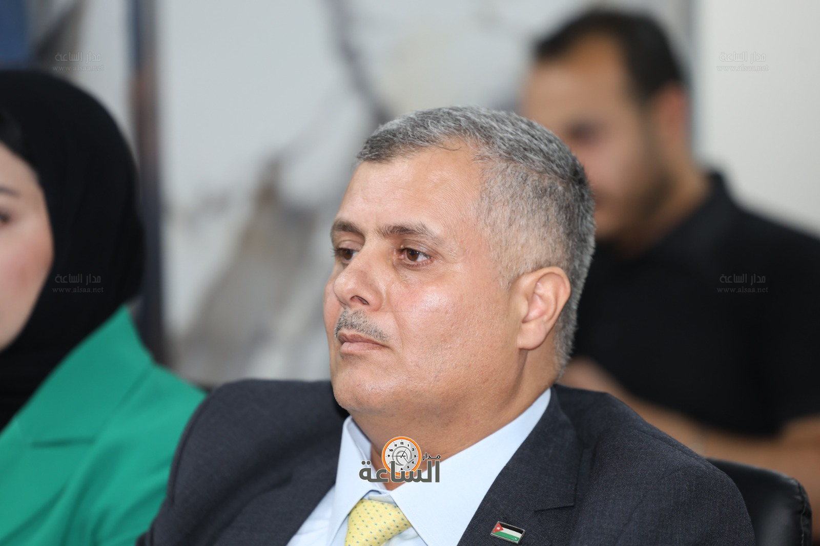 Madar Al-Saa Images 0.6248366365342487