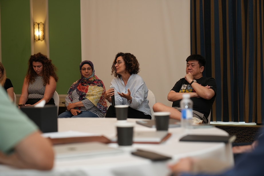 Madar Al-Saa Images 0.8787821563442463