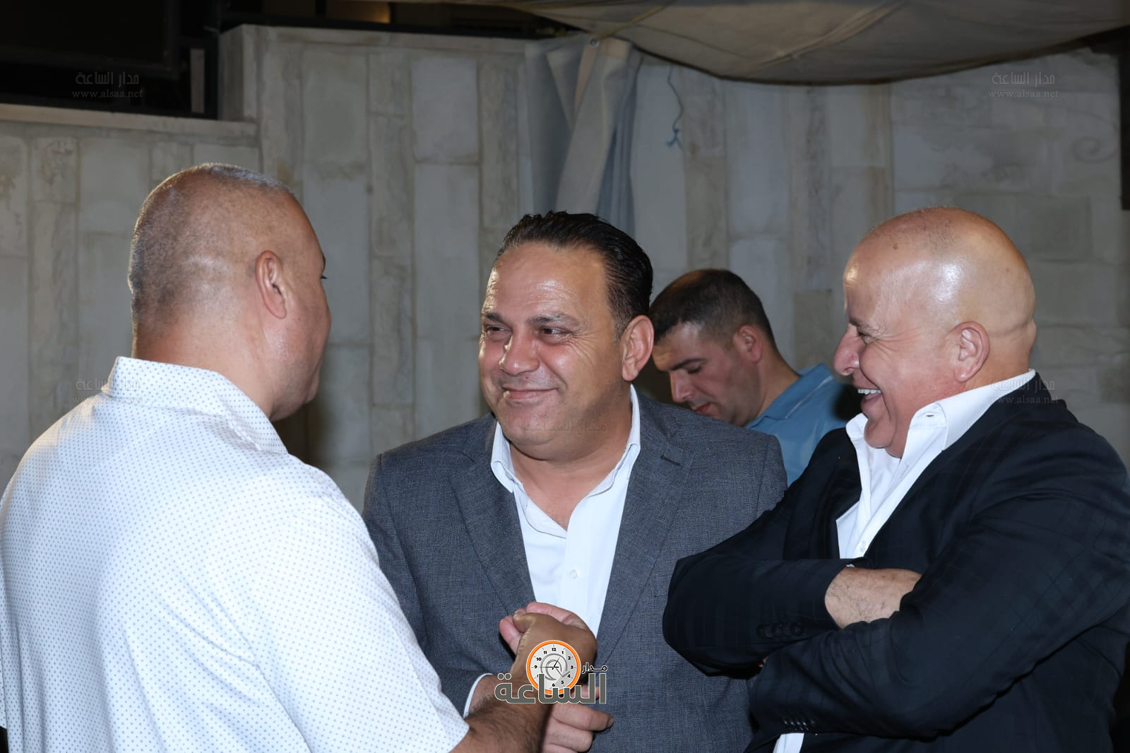 Madar Al-Saa Images 0.5735907205848997