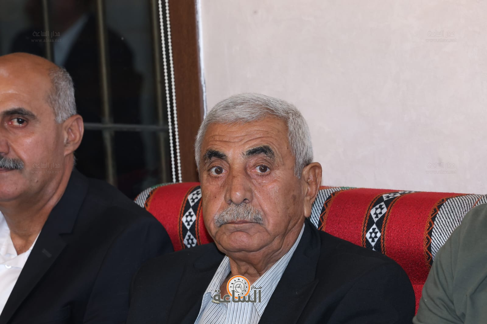 Madar Al-Saa Images 0.9902842576746564