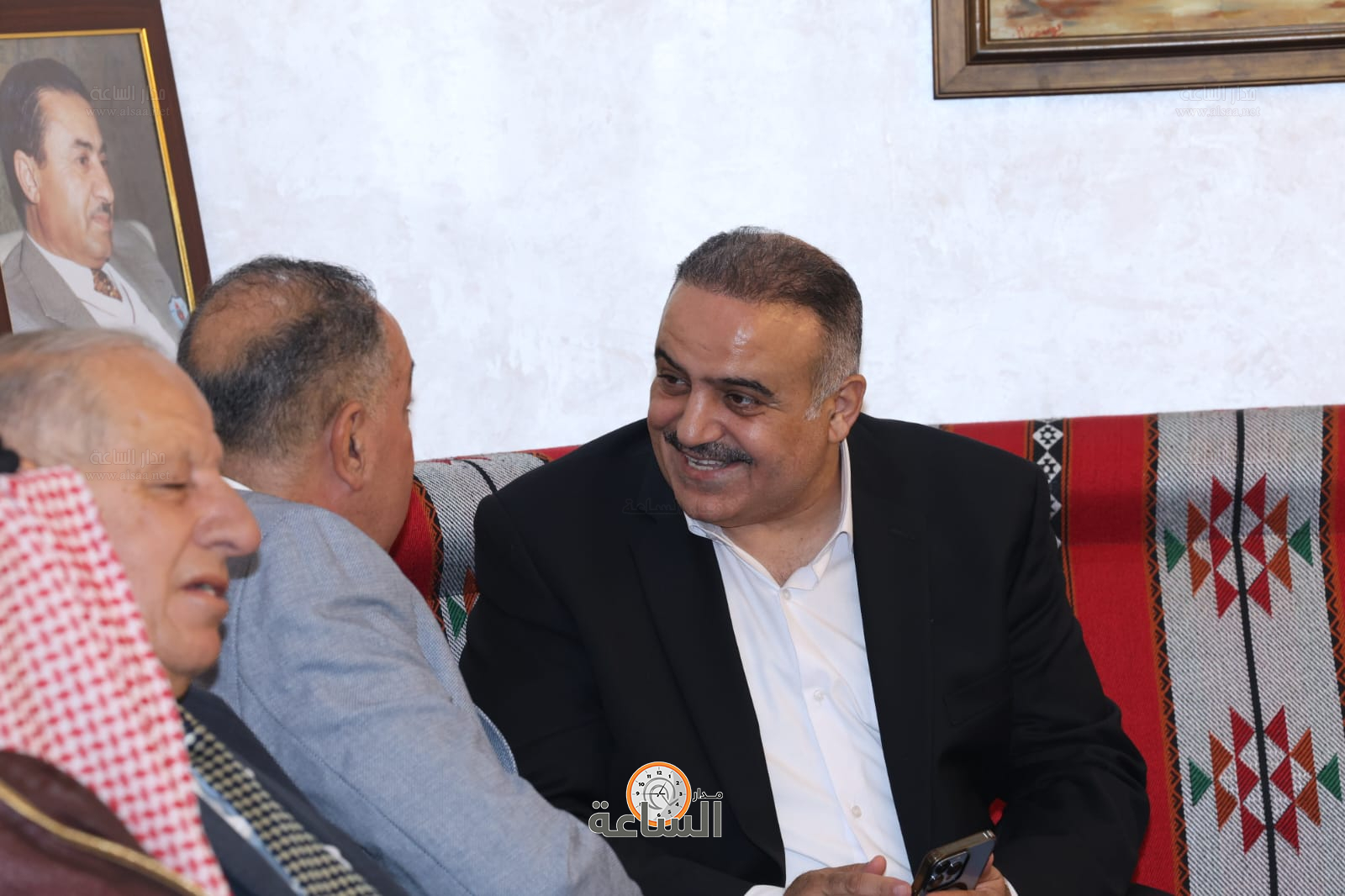 Madar Al-Saa Images 0.03389156792517933