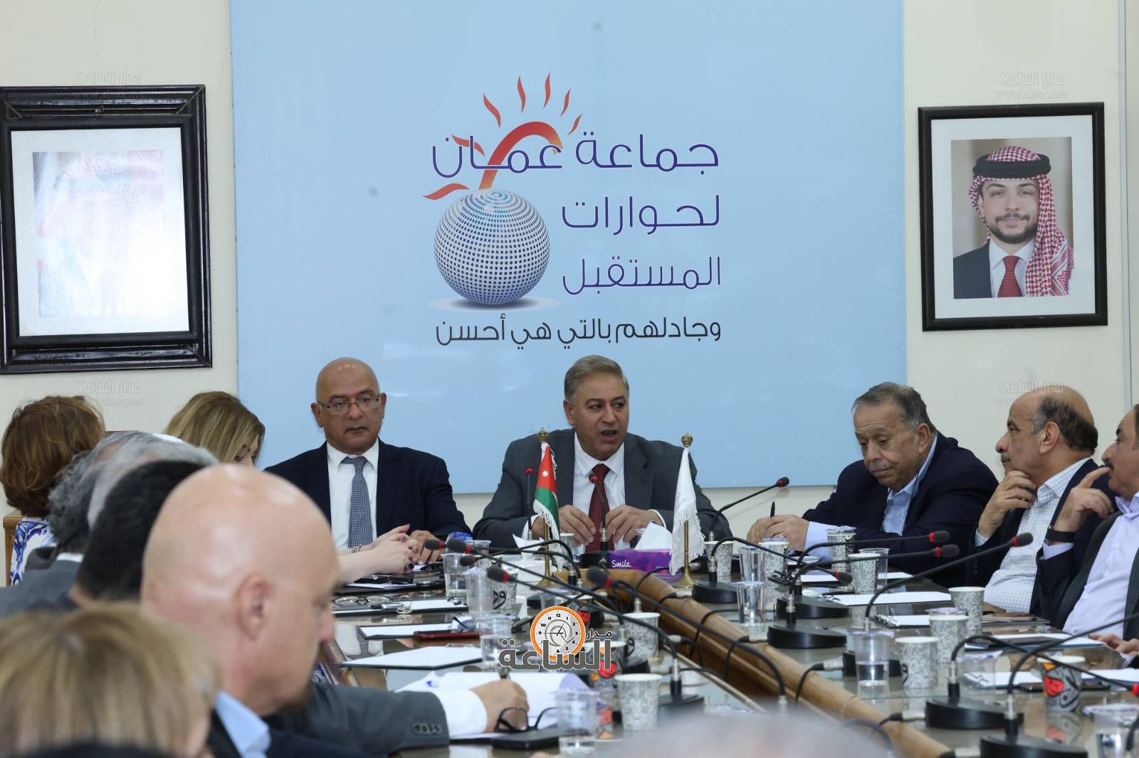 Madar Al-Saa Images 0.7040425490381541