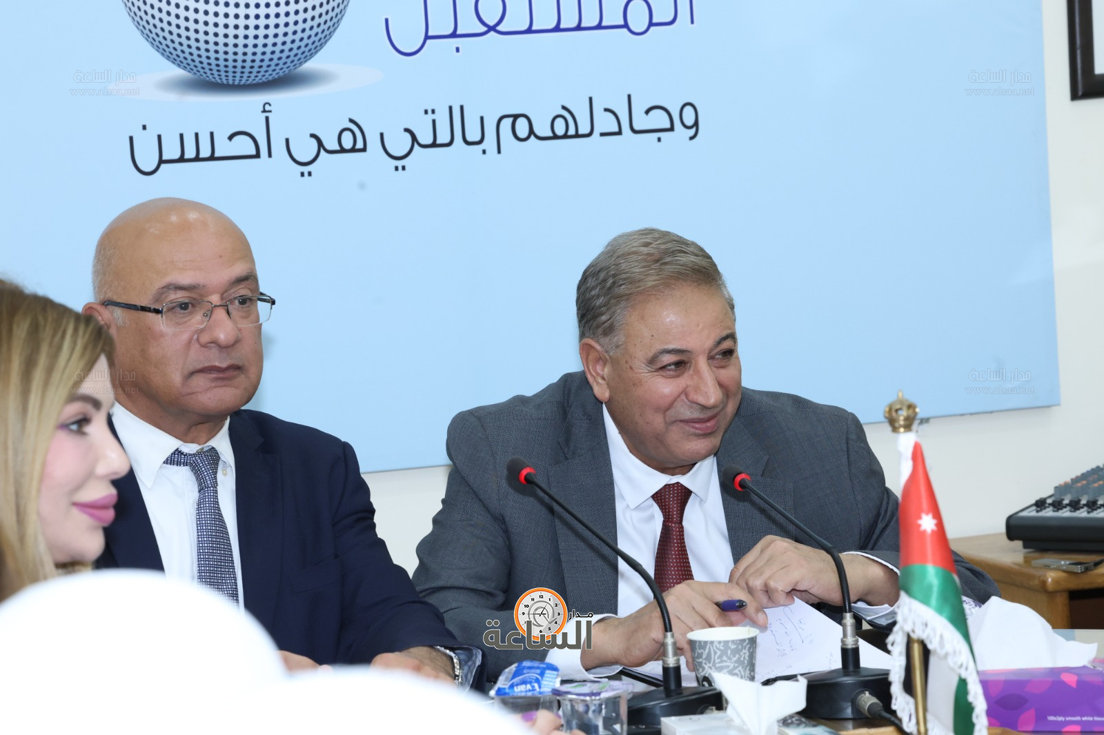 Madar Al-Saa Images 0.03996356191225048