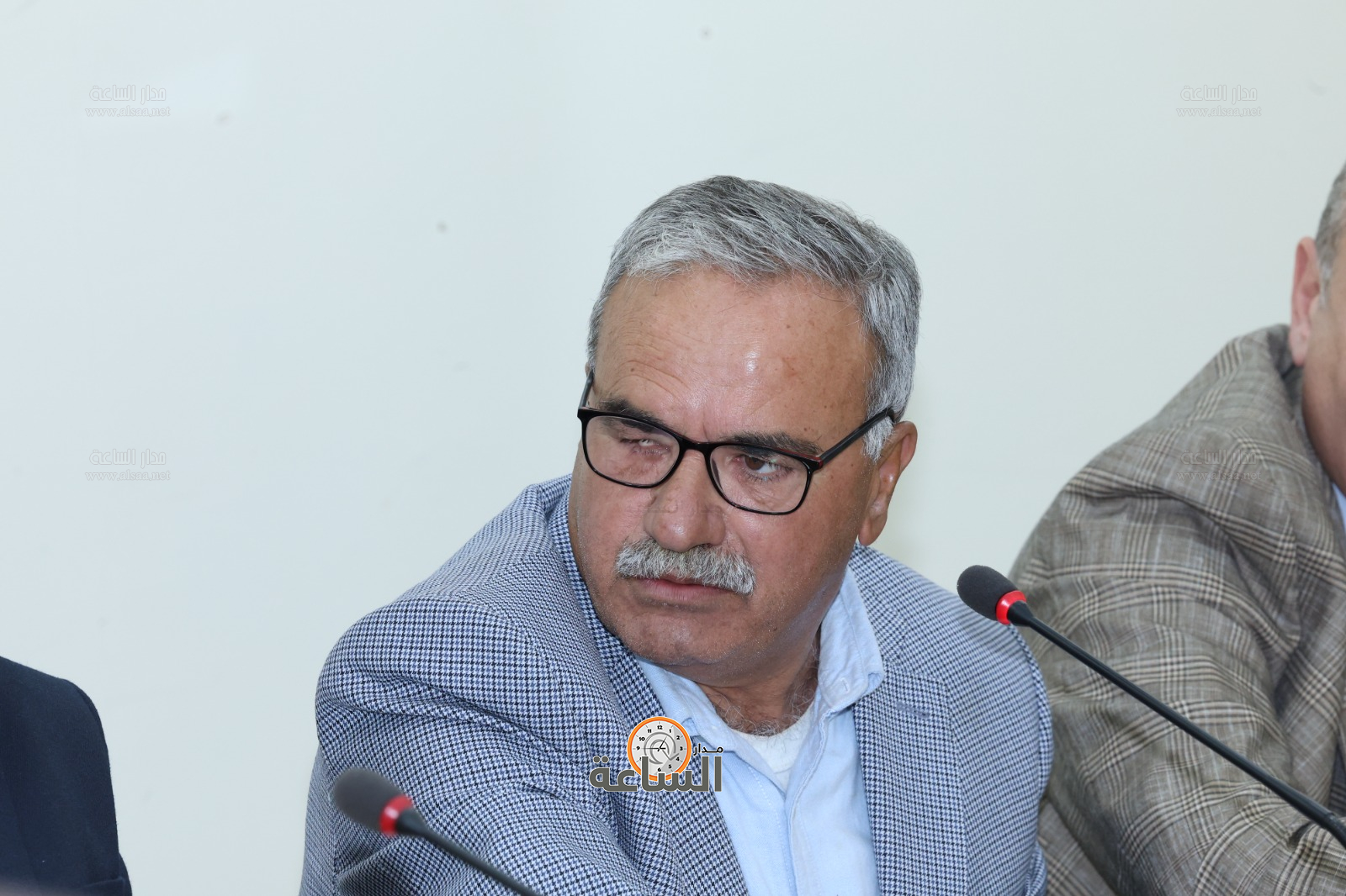 Madar Al-Saa Images 0.23730592123247007