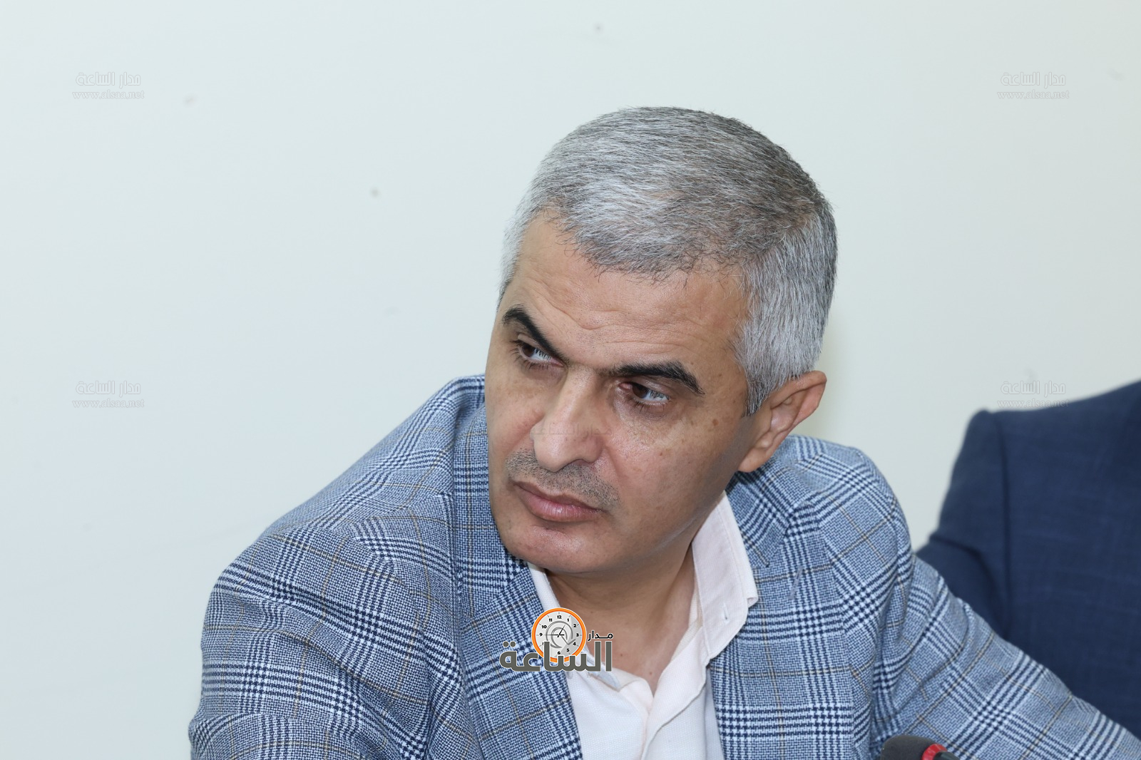 Madar Al-Saa Images 0.8420535337201241